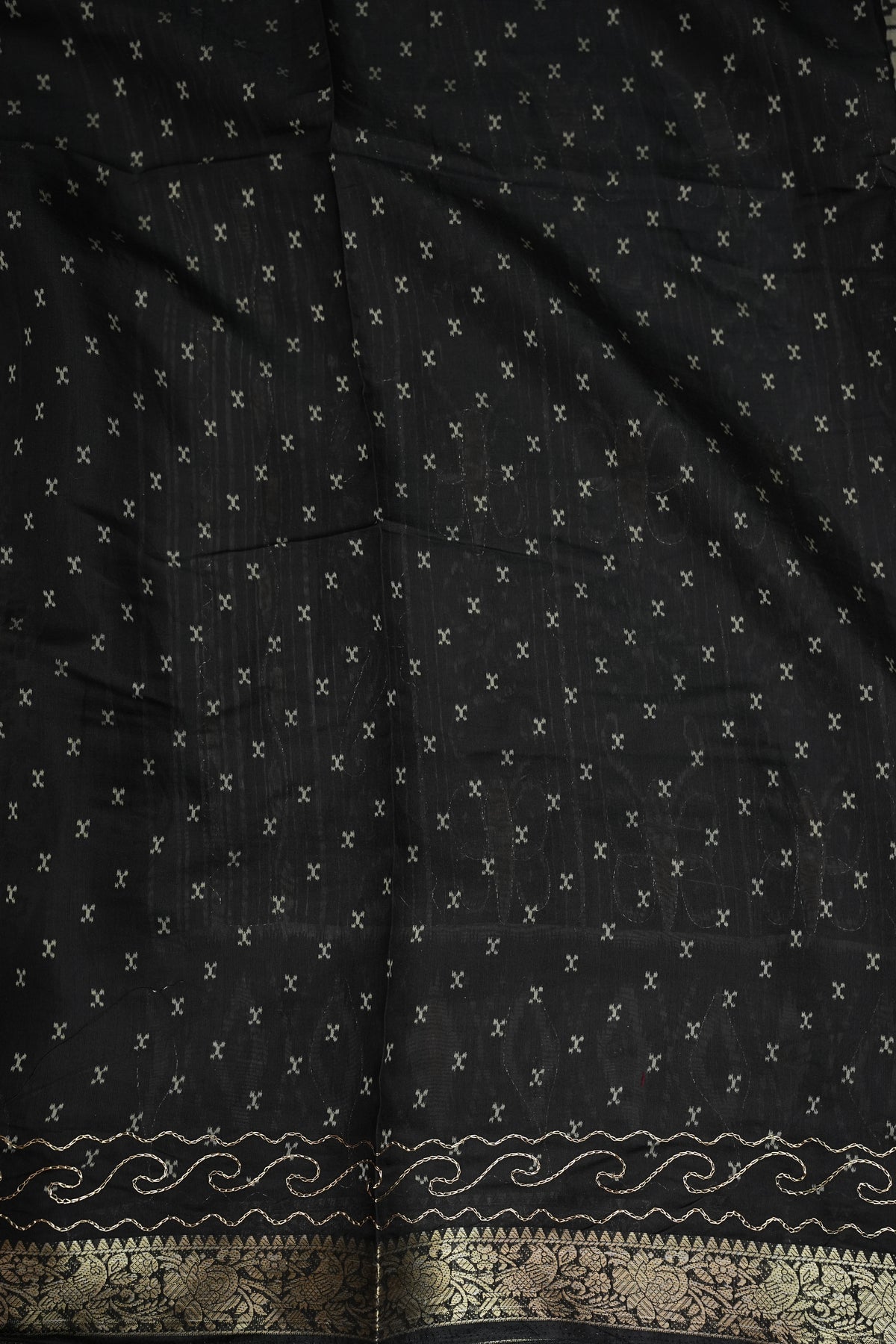 Chanderi Cotton Saree with Kalamkari Prints & Embroidered Pallu – Black & Ivory