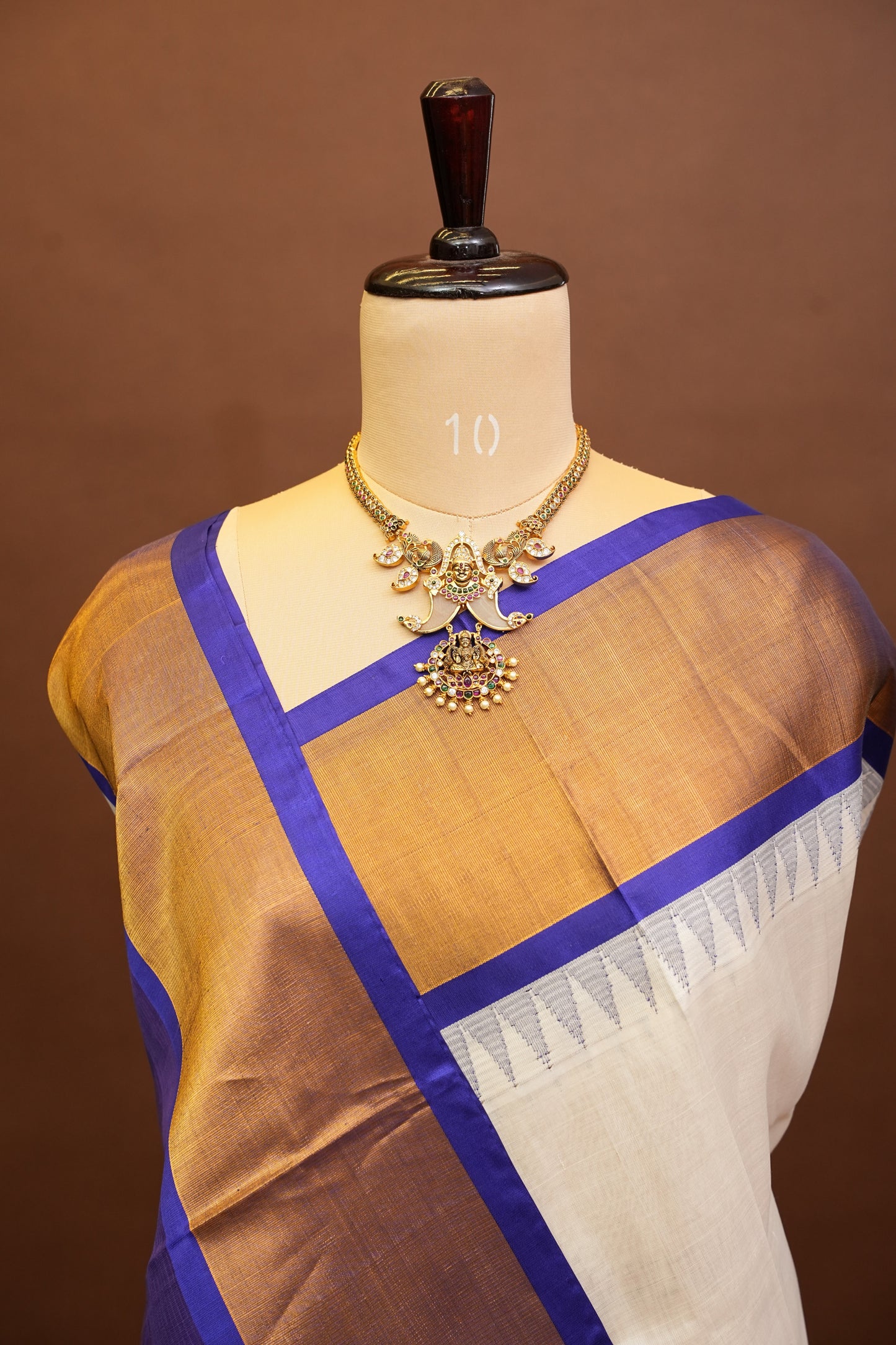 Pure Kuppadam Korvai Pattu Saree-Ivory & Royal Blue