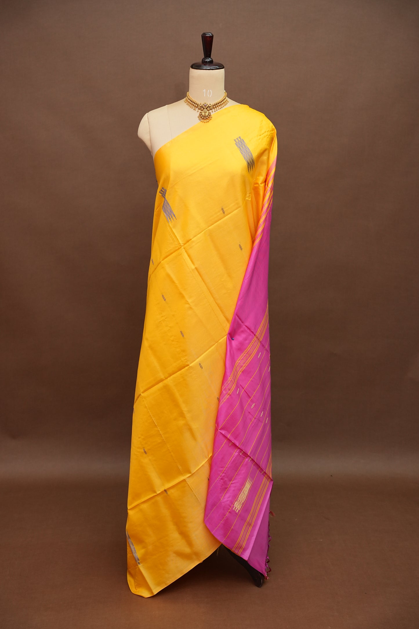 Vegan Saree with Contrast Pallu – Mustard Yellow & Pink