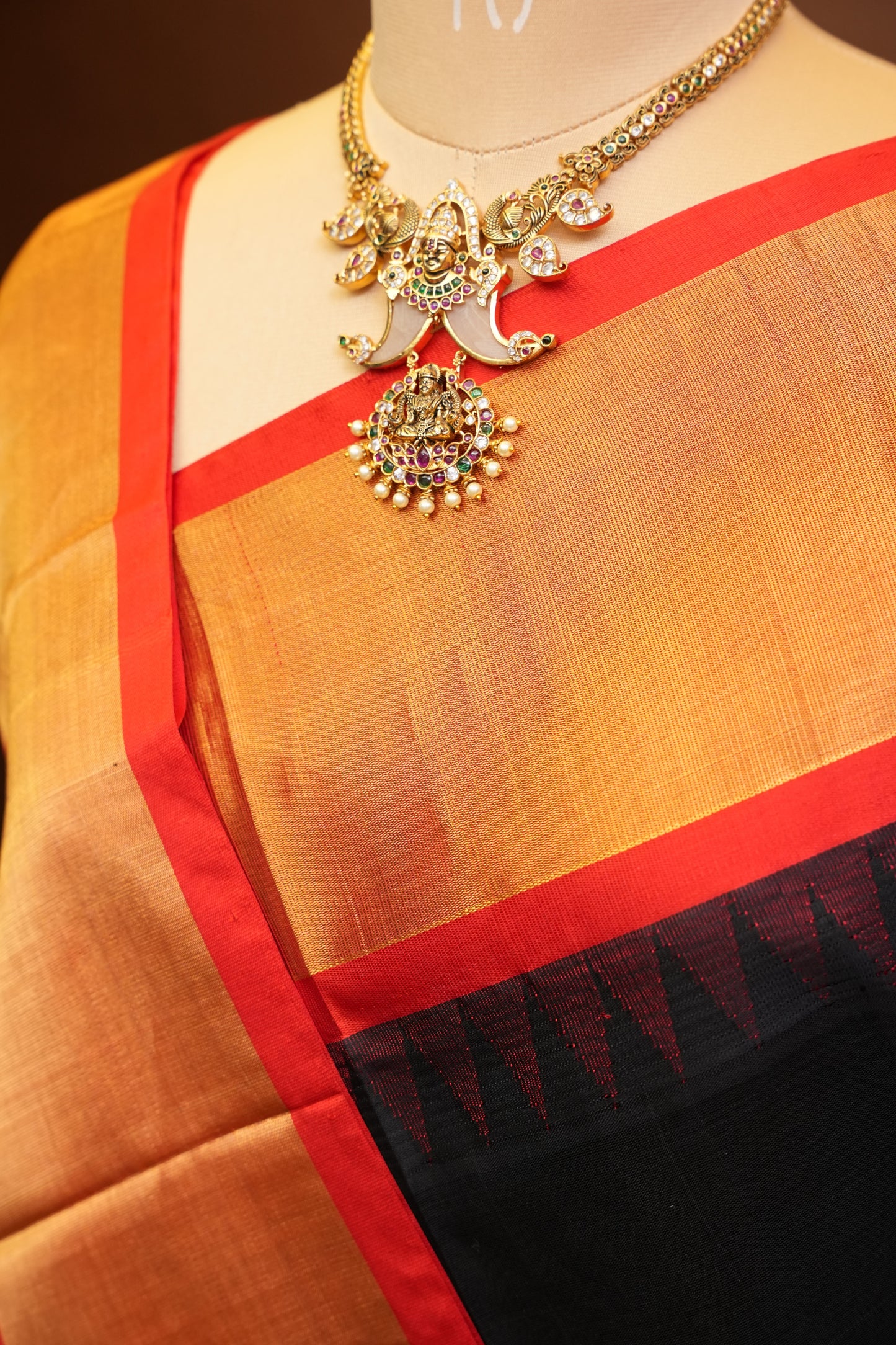 Pure Kuppadam Korvai Pattu Saree-Black & Red