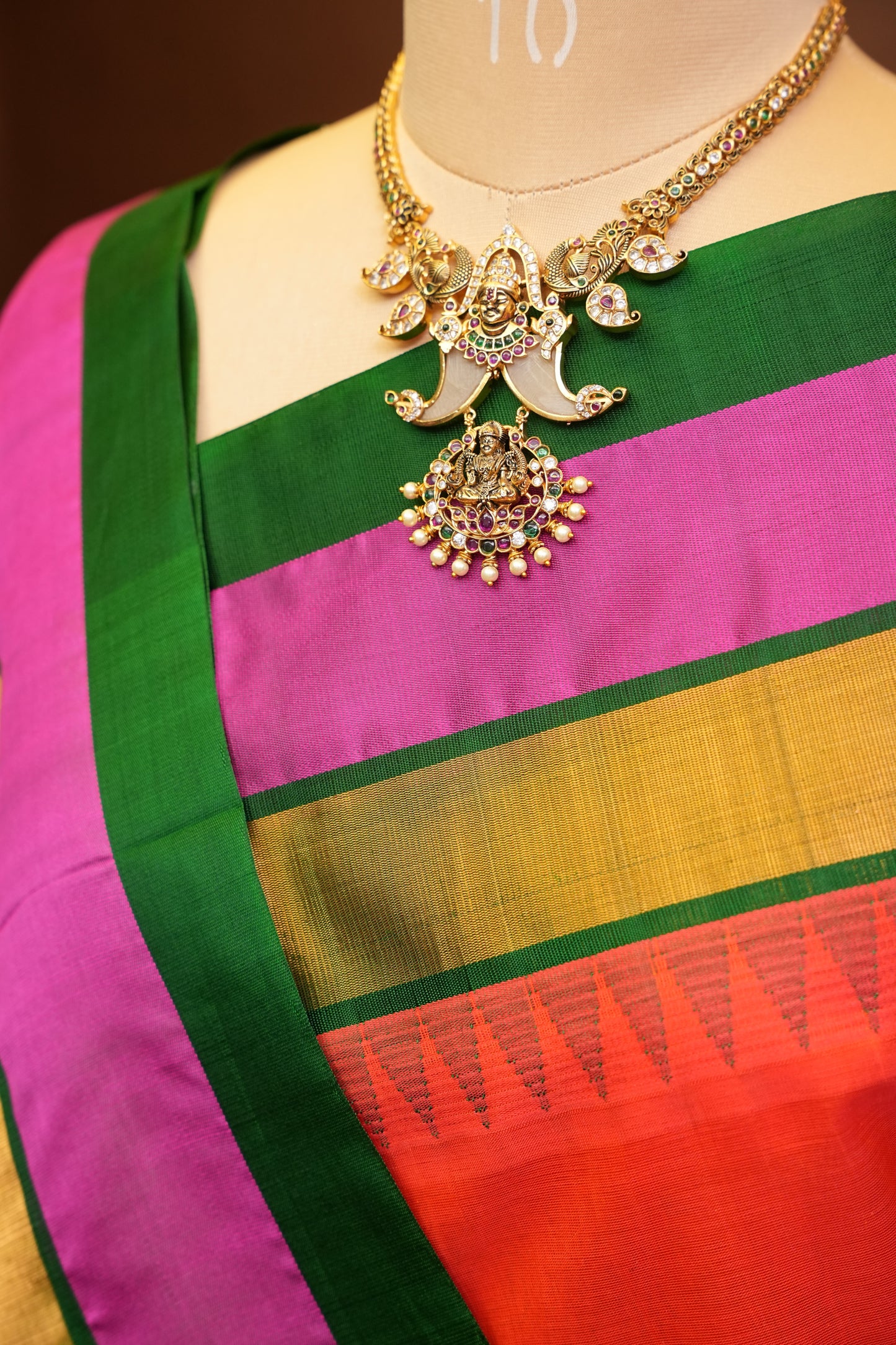Pure Kuppadam Korvai Pattu Saree-Orange & Green