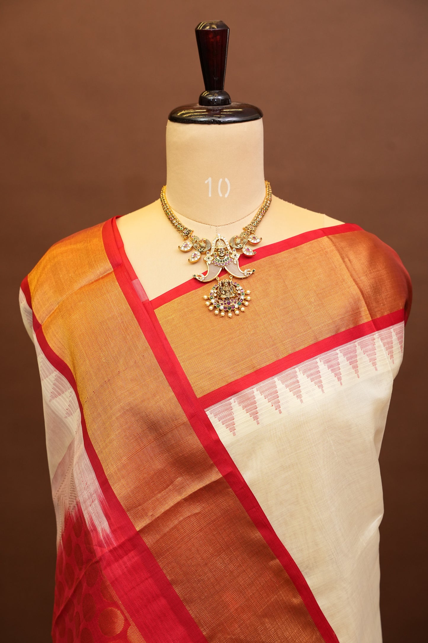 Pure Kuppadam Korvai Pattu Saree-Ivory & Red