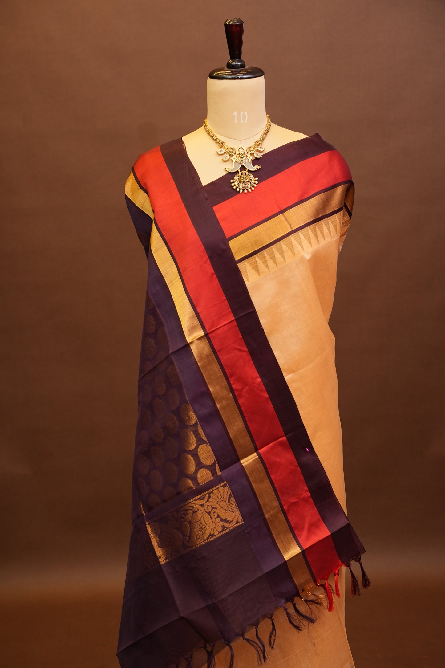 Pure Kuppadam Korvai Pattu Saree-Soft Beige & Coffee