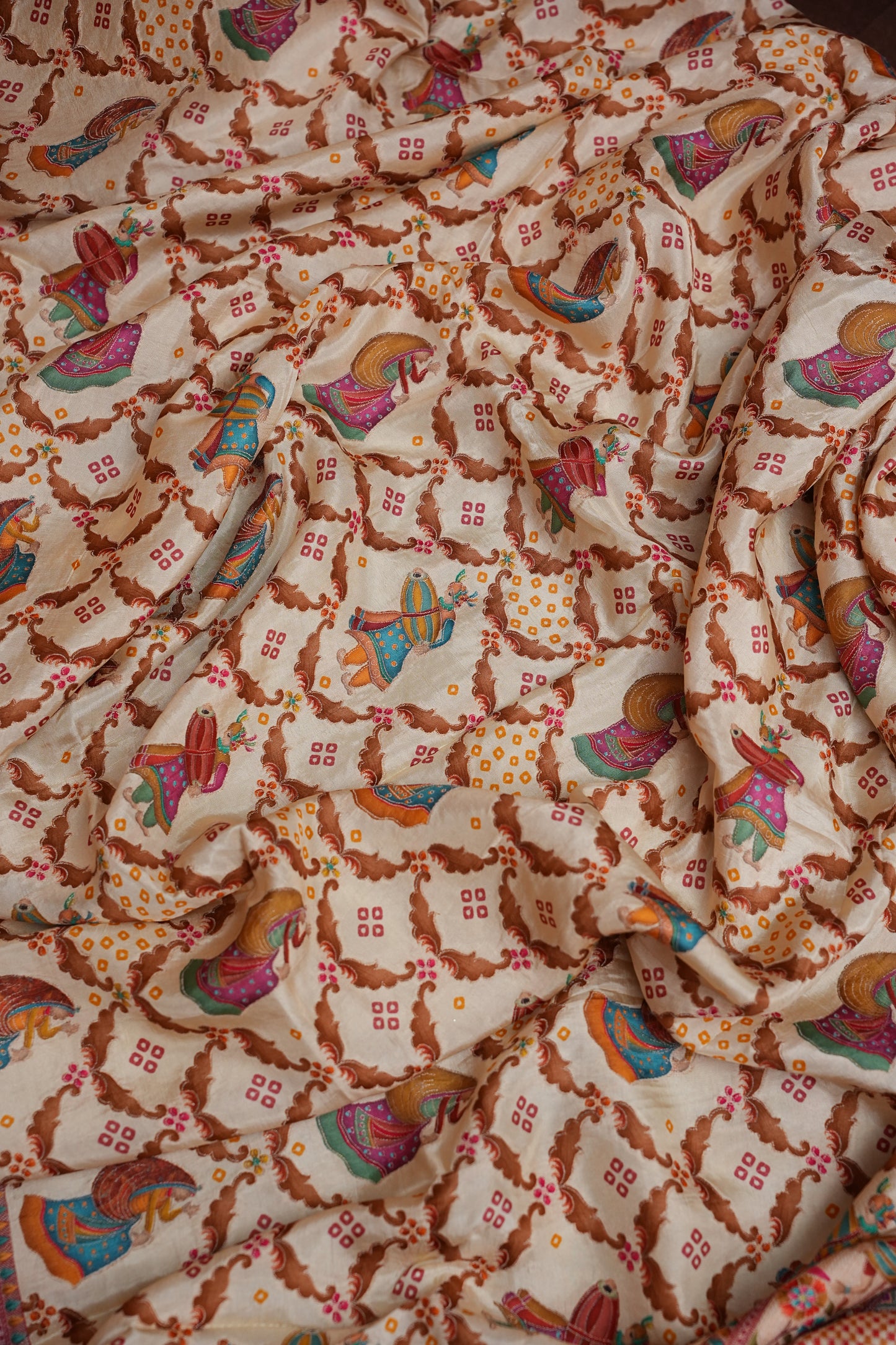 Kashmiri Pashmina Story Telling Saree - Ivory