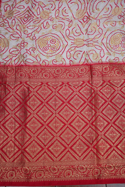 Kashmiri Pashmina Story Telling Saree - White & Red