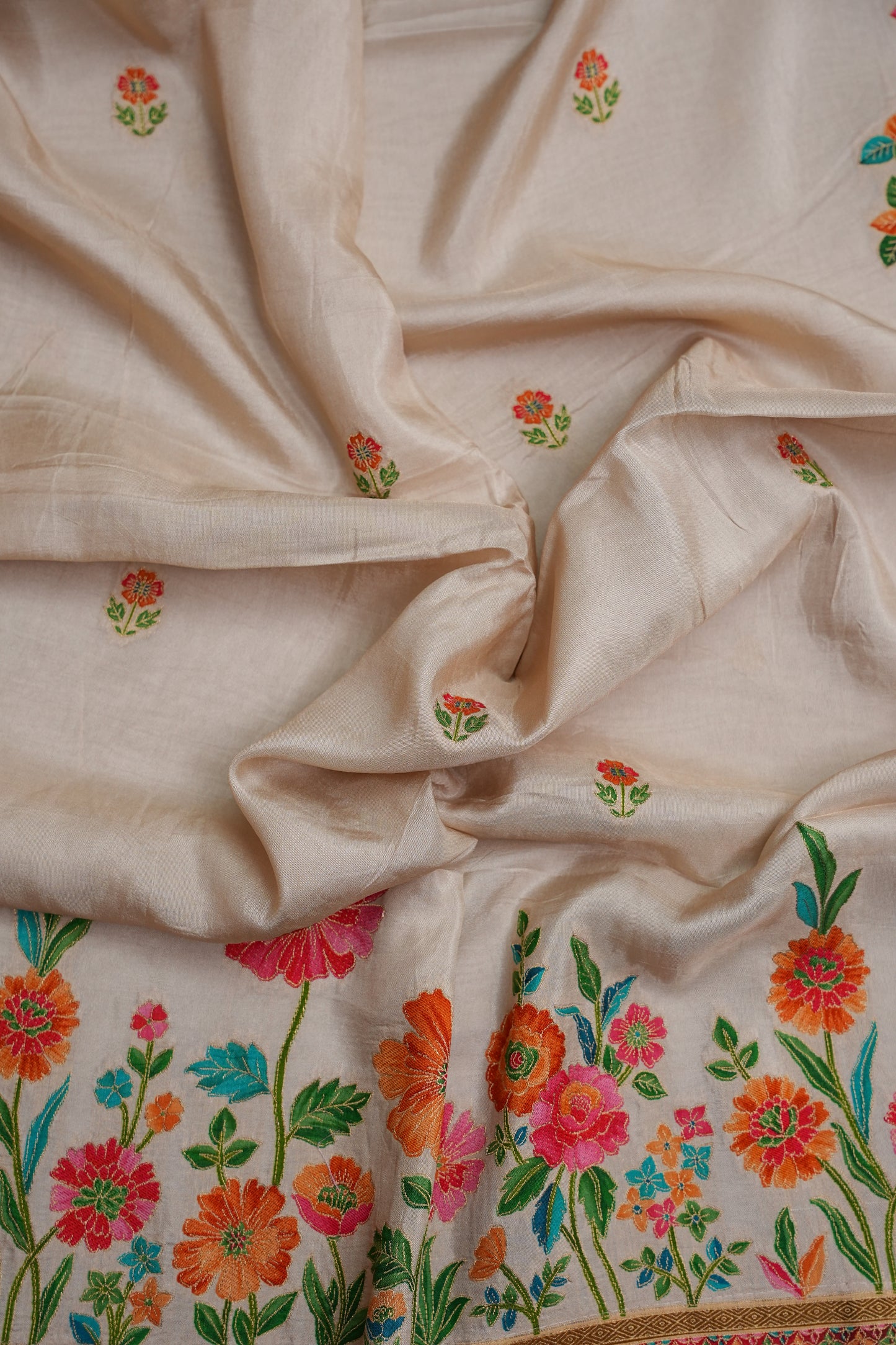 Kashmiri Pashmina Story Telling Saree - Ivory