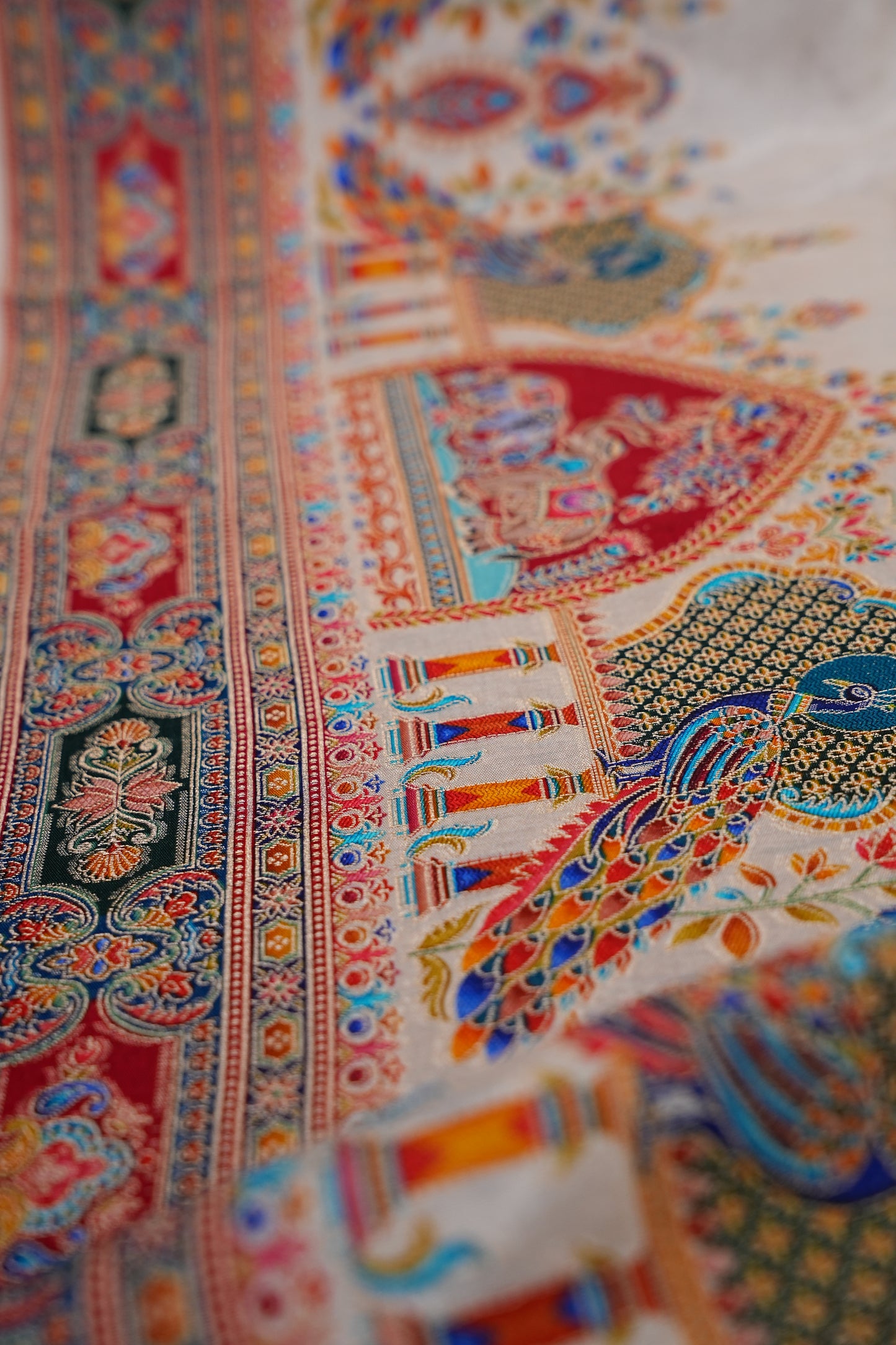 Kashmiri Pashmina Story Telling Saree - Ivory