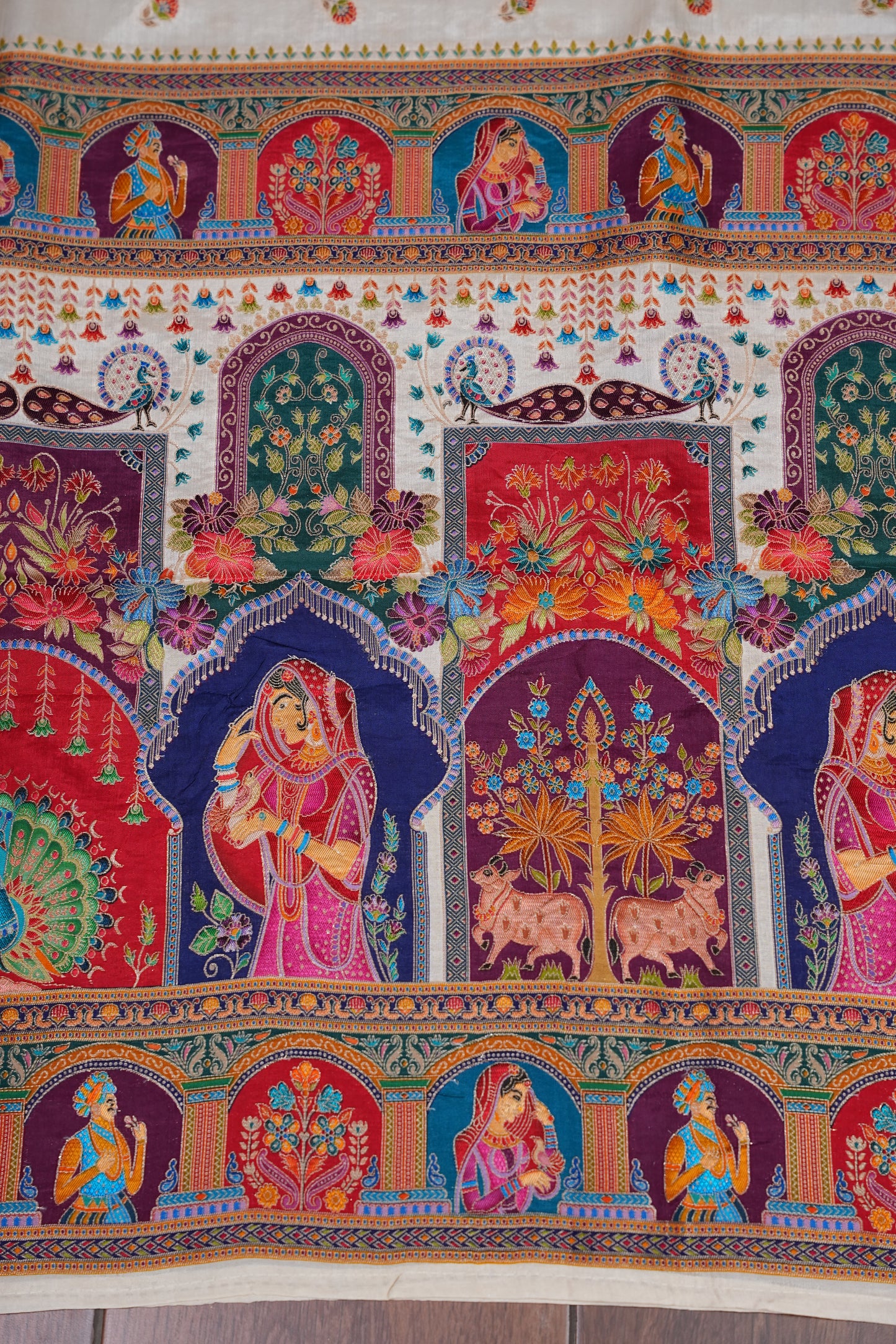 Kashmiri Pashmina Story Telling Saree - Ivory