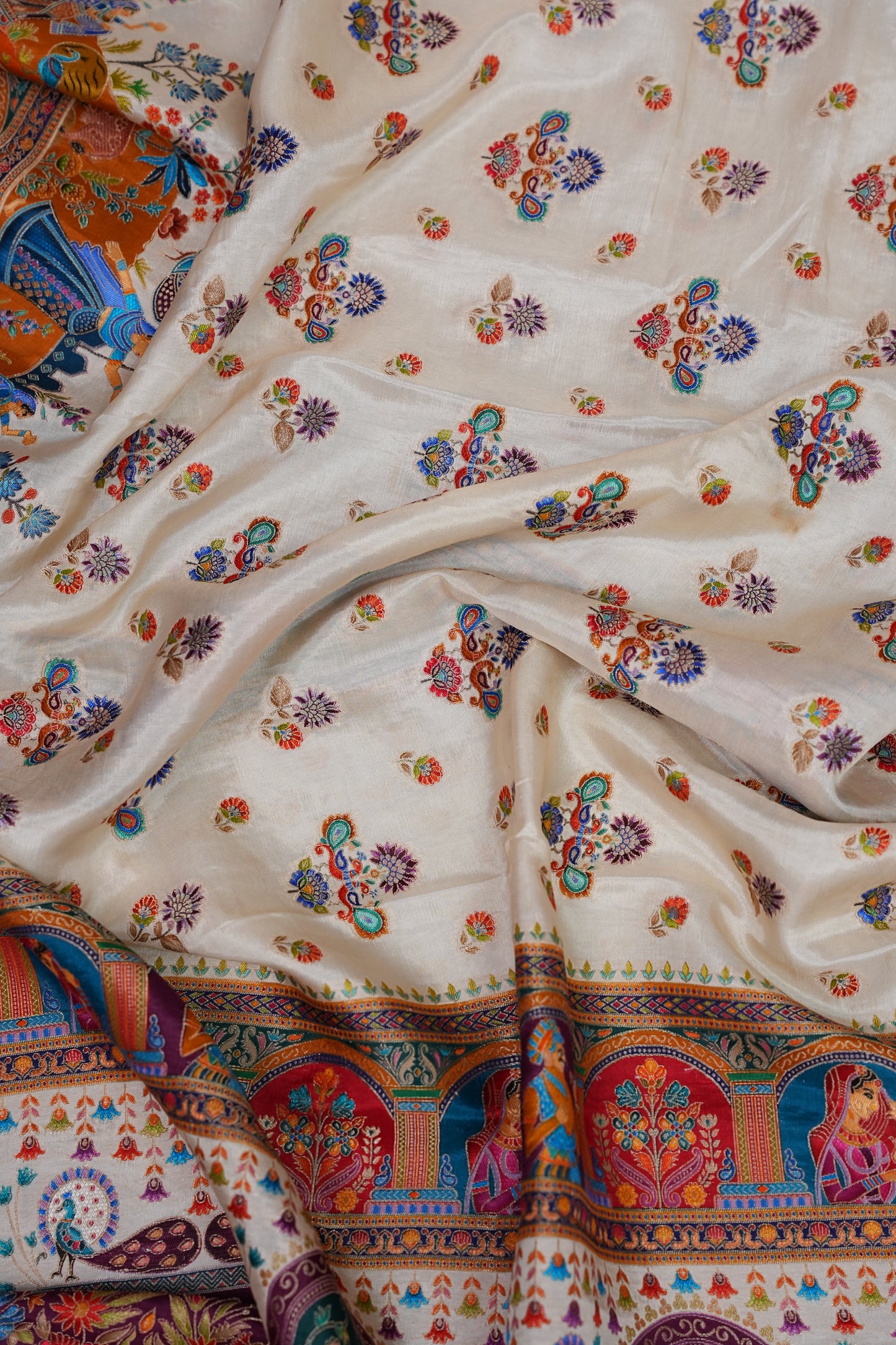 Kashmiri Pashmina Story Telling Saree - Ivory Shade