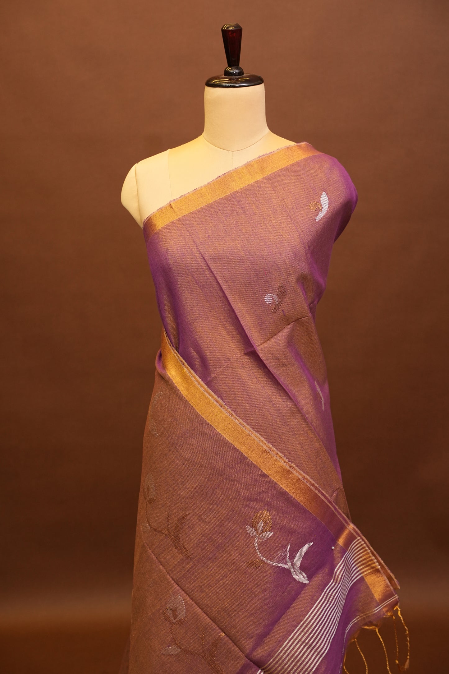 Tissue Linen Saree with Tassles - Onion Pink