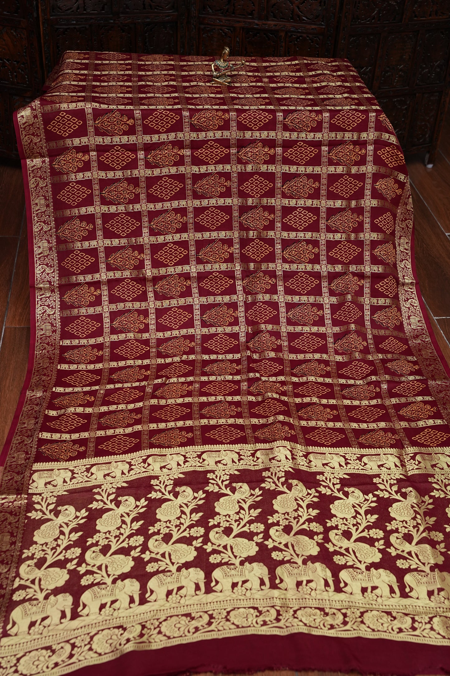 Bhandini Garchola maroon
