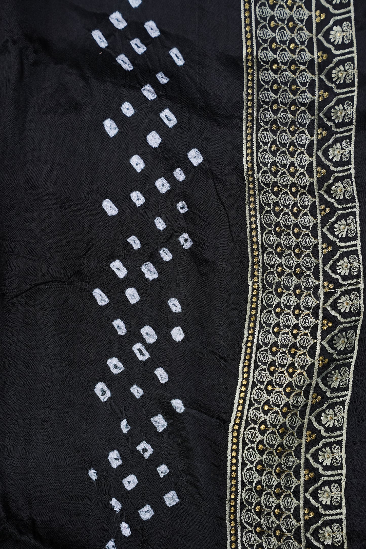 Pure Gajji Silk Bandhini Saree - Grey