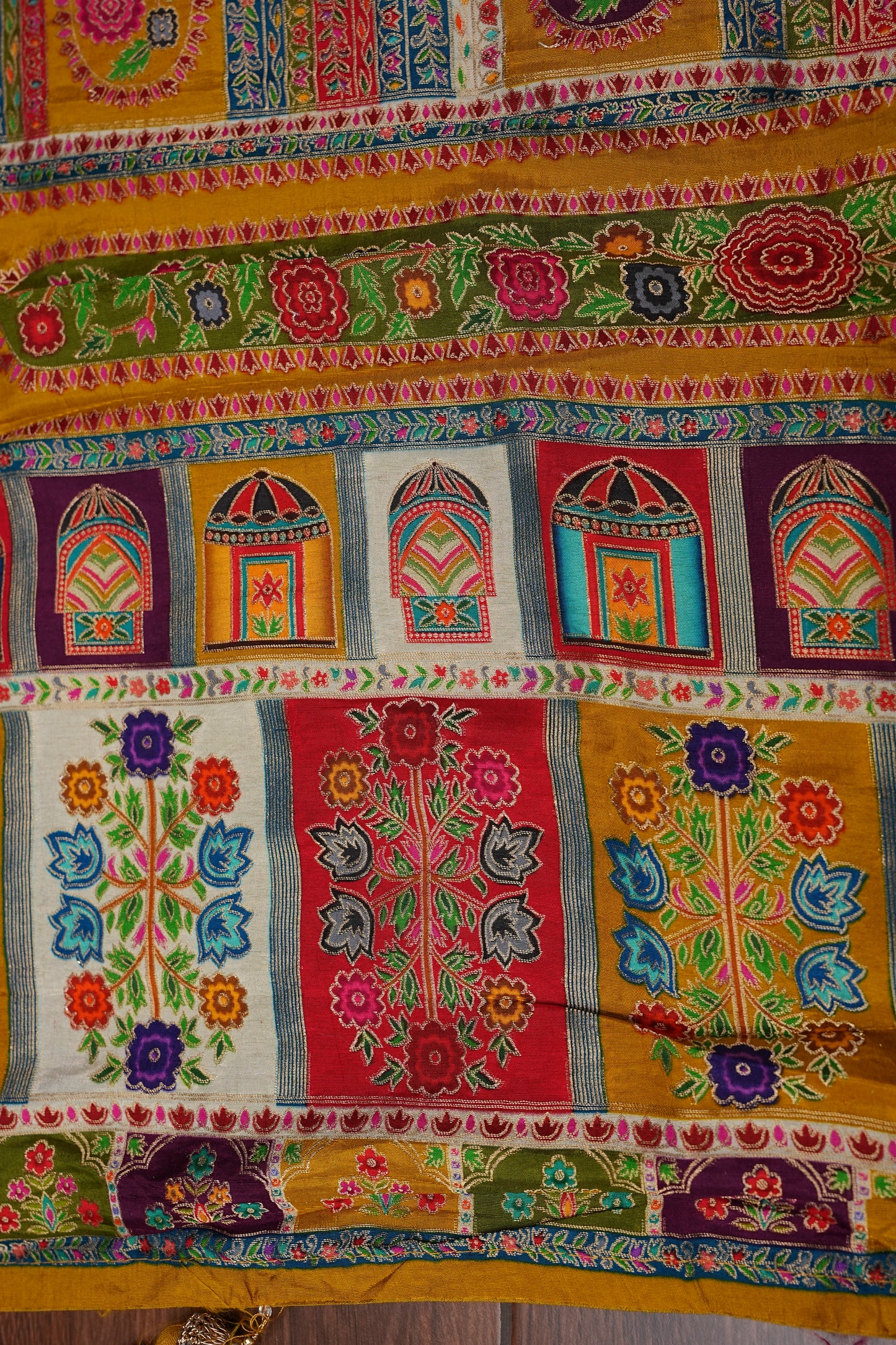 Kashmiri Pashmina Story Telling Saree - Multicolor on Yellow