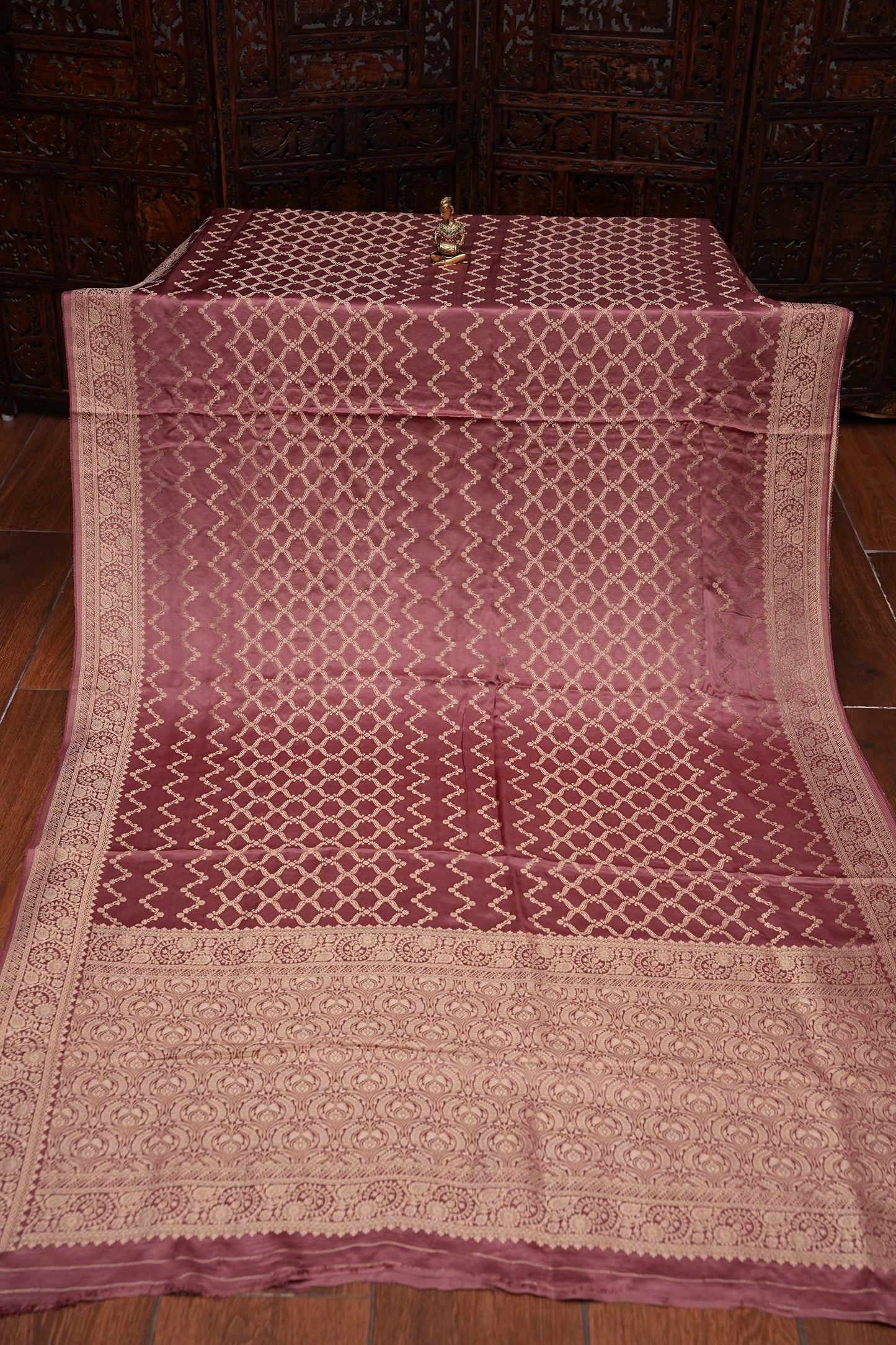 Geometric Mashru Silk Saree - Mauve Pink