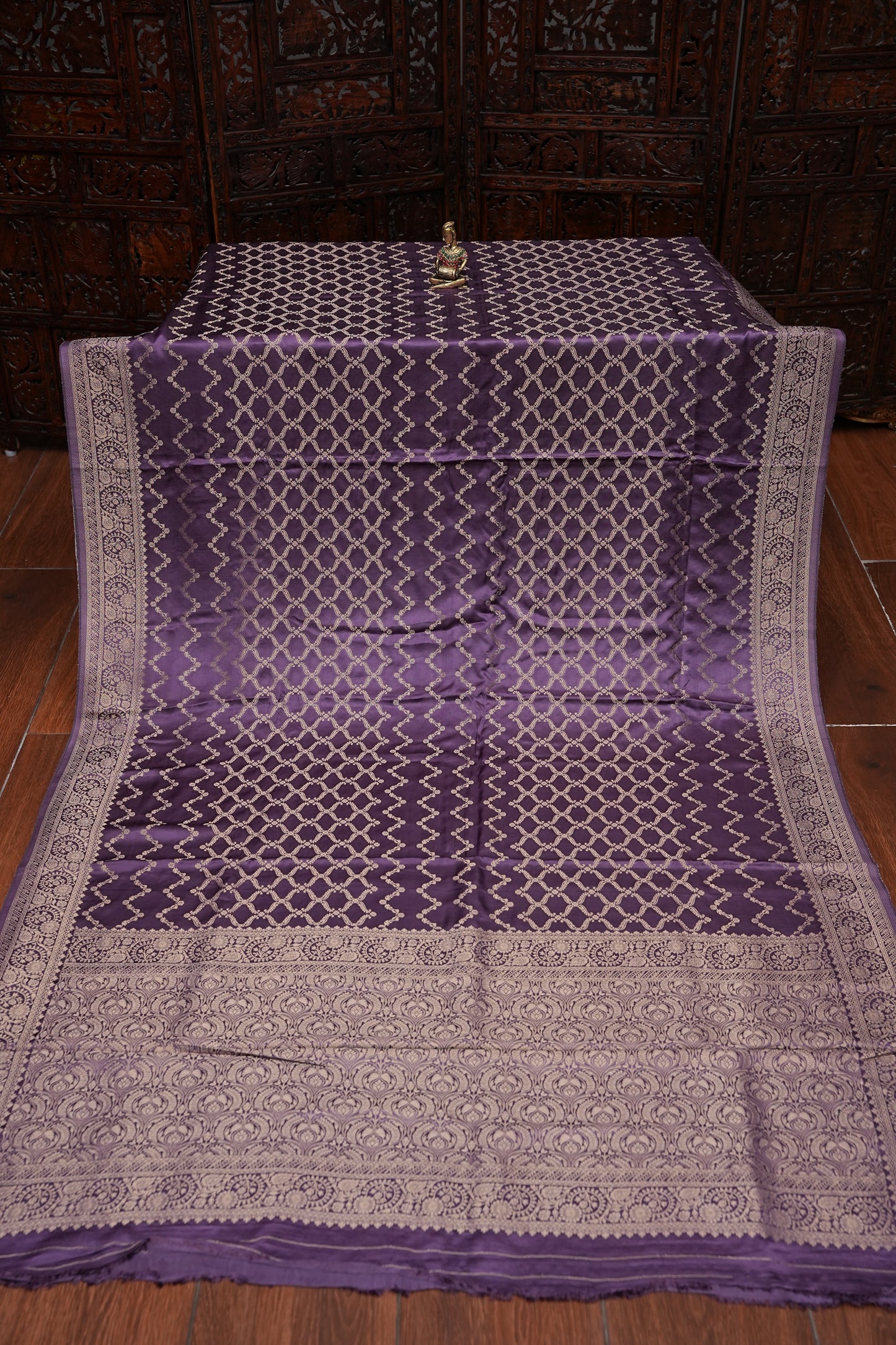 Geometric Mashru Silk Saree - Lilac