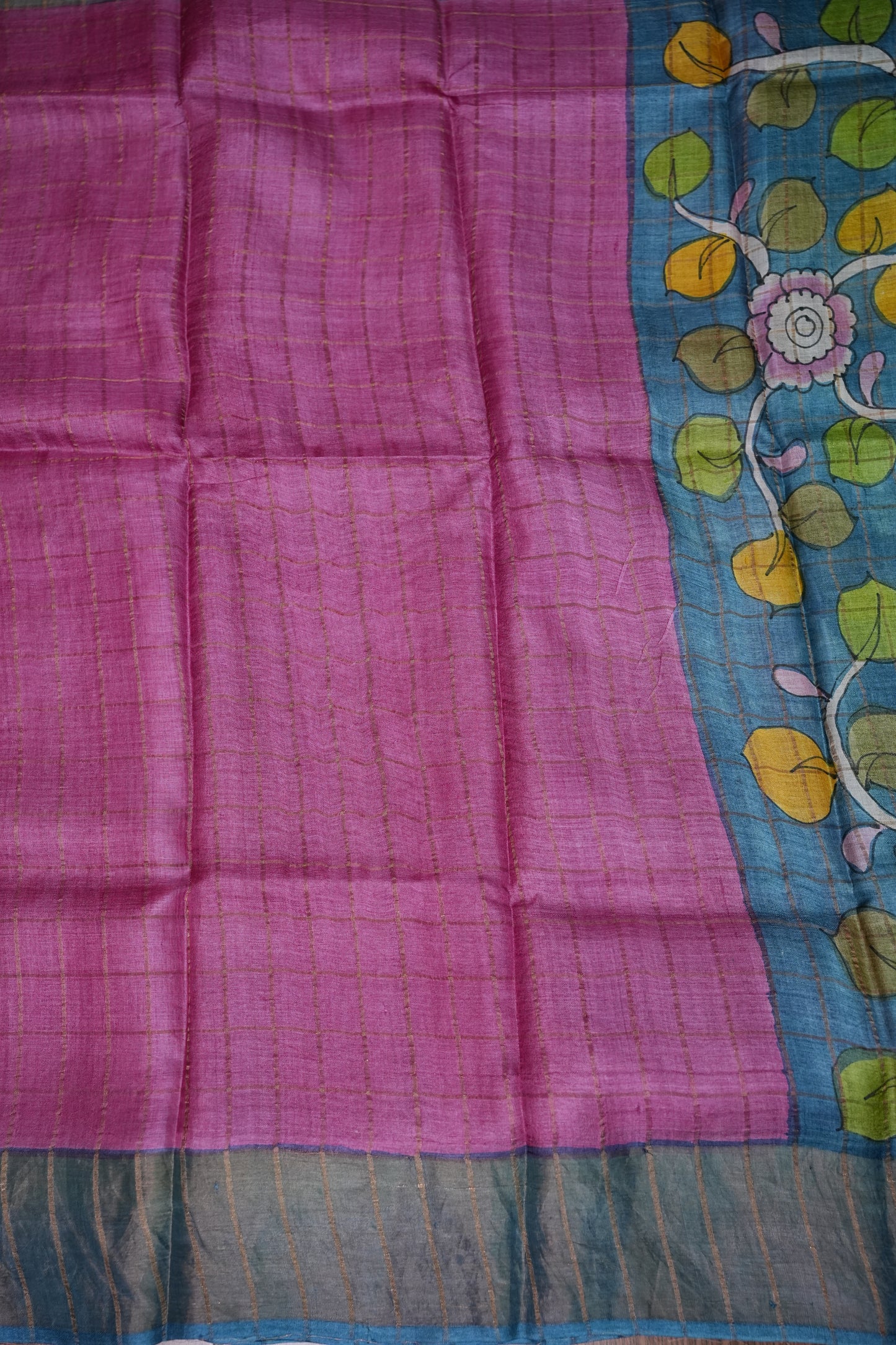 Premium Hand-Painted Tussar Silk Saree – Magenta Pink with Artistic Floral Pallu