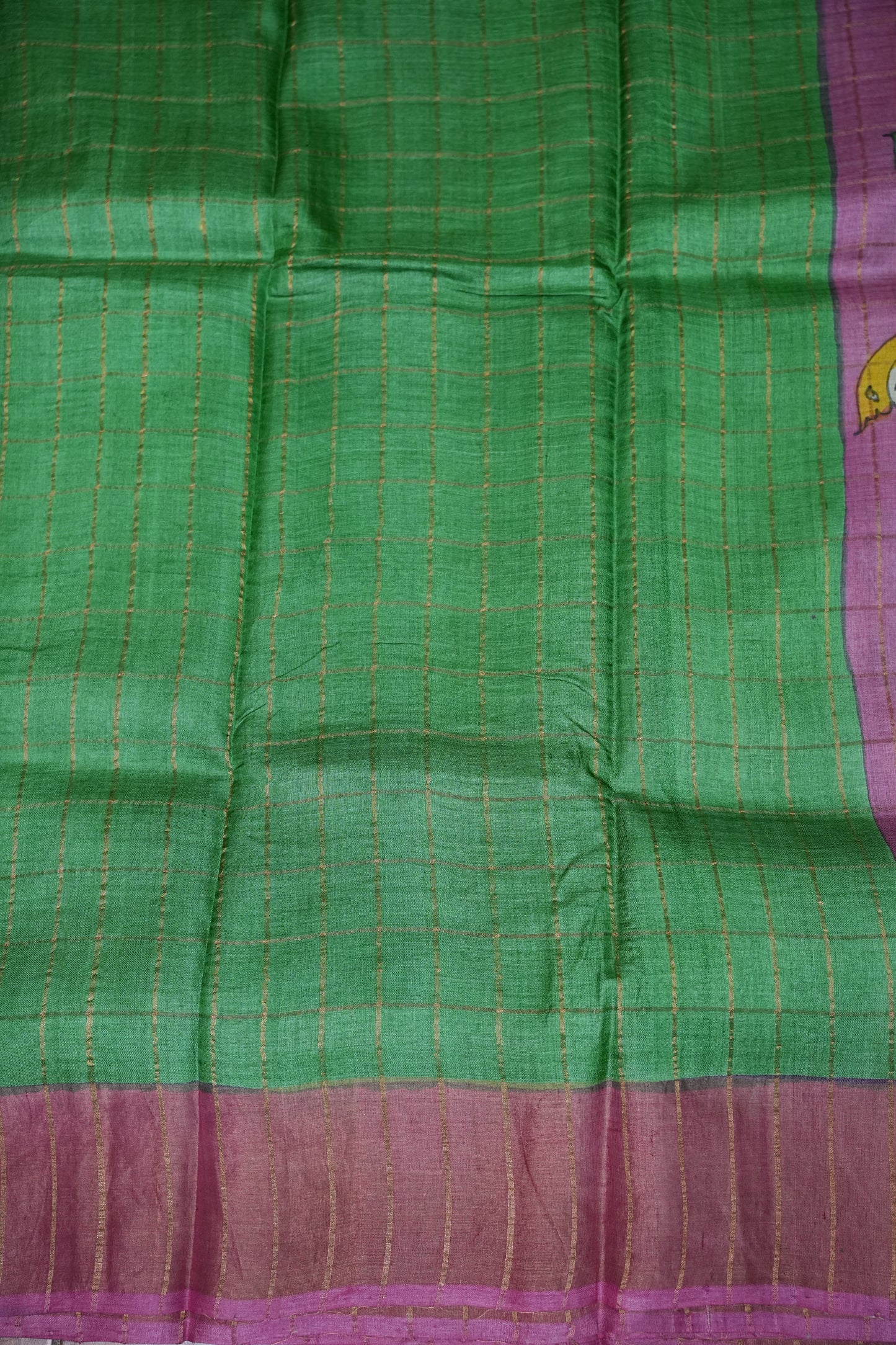 Premium Hand-Painted Tussar Silk Saree – Emerald Green with Lavender Pink Floral Pallu