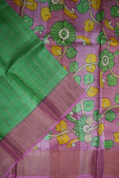 Premium Hand-Painted Tussar Silk Saree – Emerald Green with Lavender Pink Floral Pallu