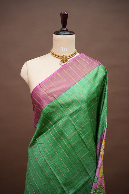 Premium Hand-Painted Tussar Silk Saree – Emerald Green with Lavender Pink Floral Pallu