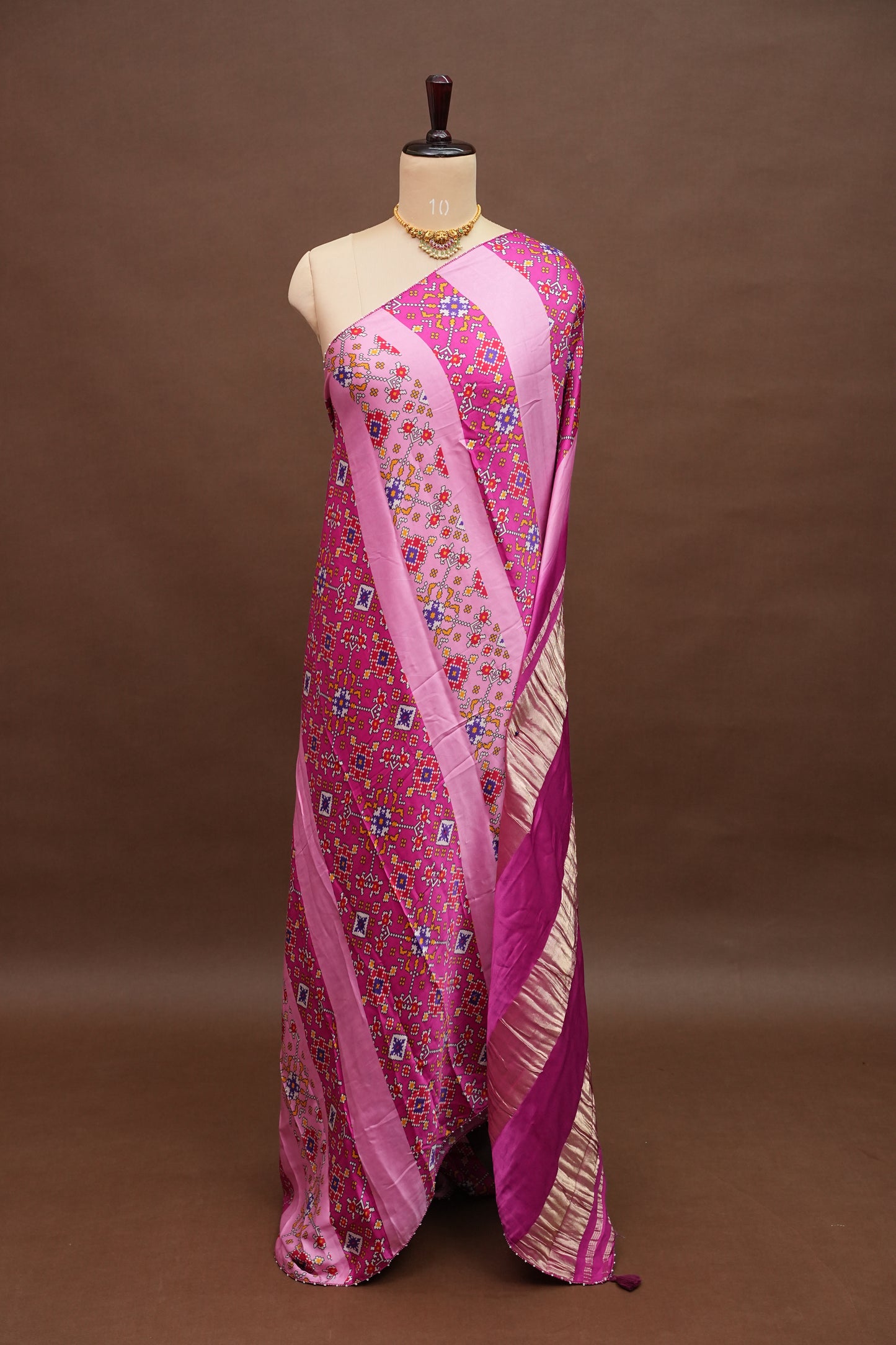 Gajji Silk Saree with Pink Panels and Patola Prints