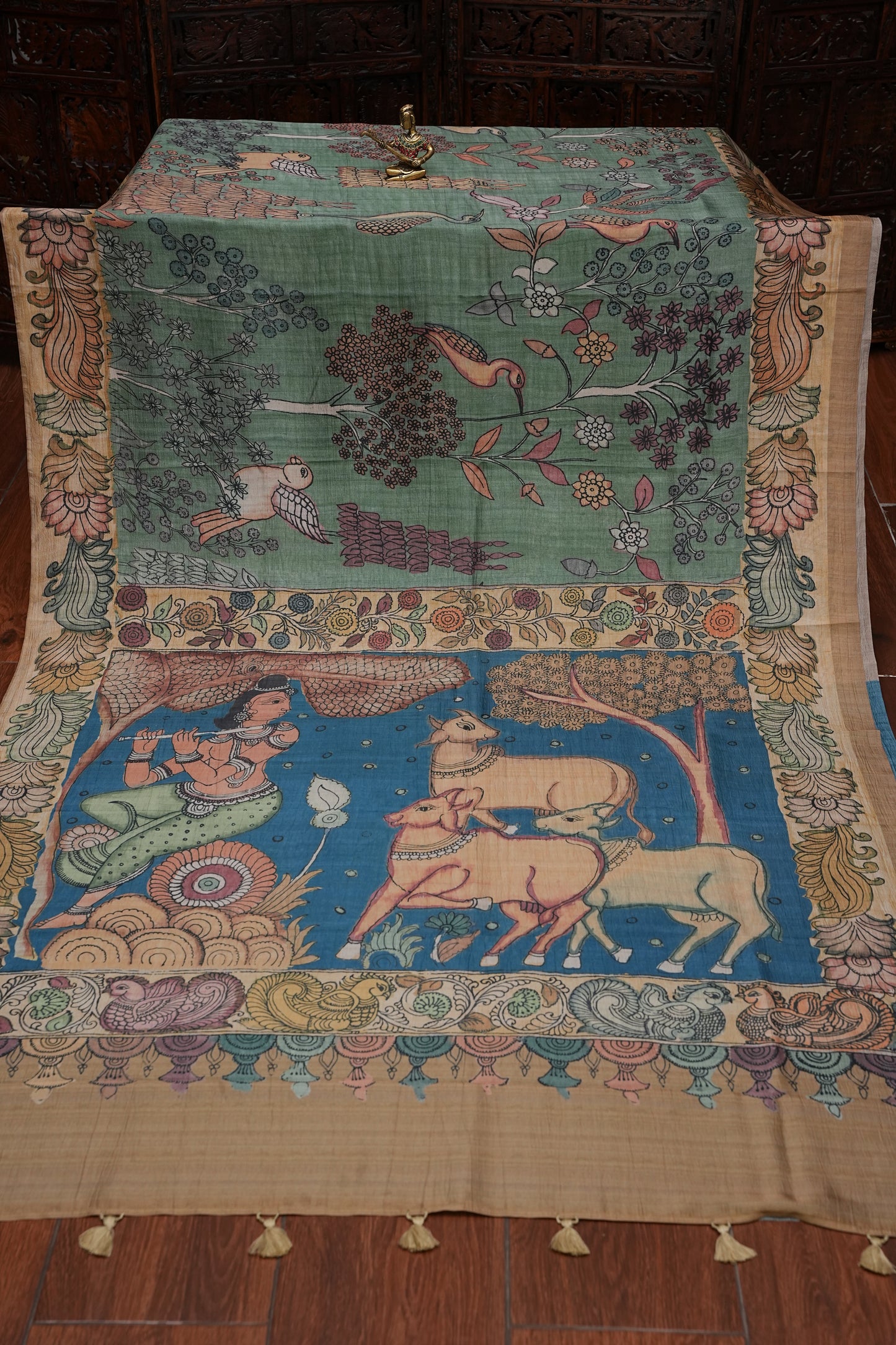Artistic Green Kalamkari Tussar Silk Saree with Nature-Inspired Print