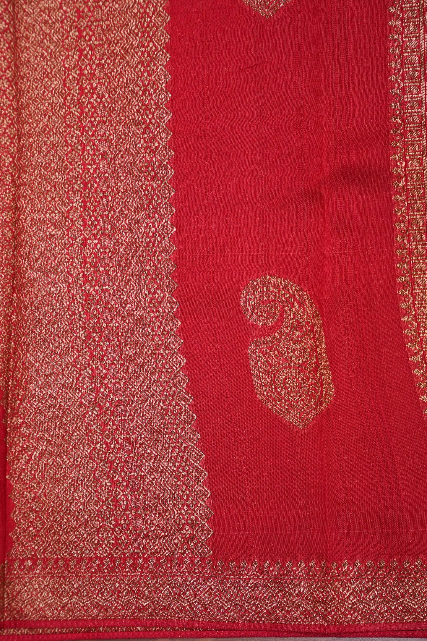 Tussar Banarasi Raw Silk Saree – Regal Red with Gold Mango Buttis