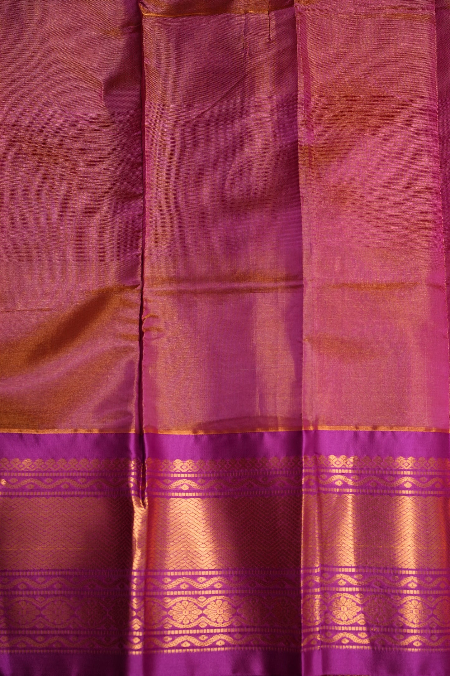 Tissue Mangalgiri Kuppadam Pattu Saree - Navy Blue & Pink