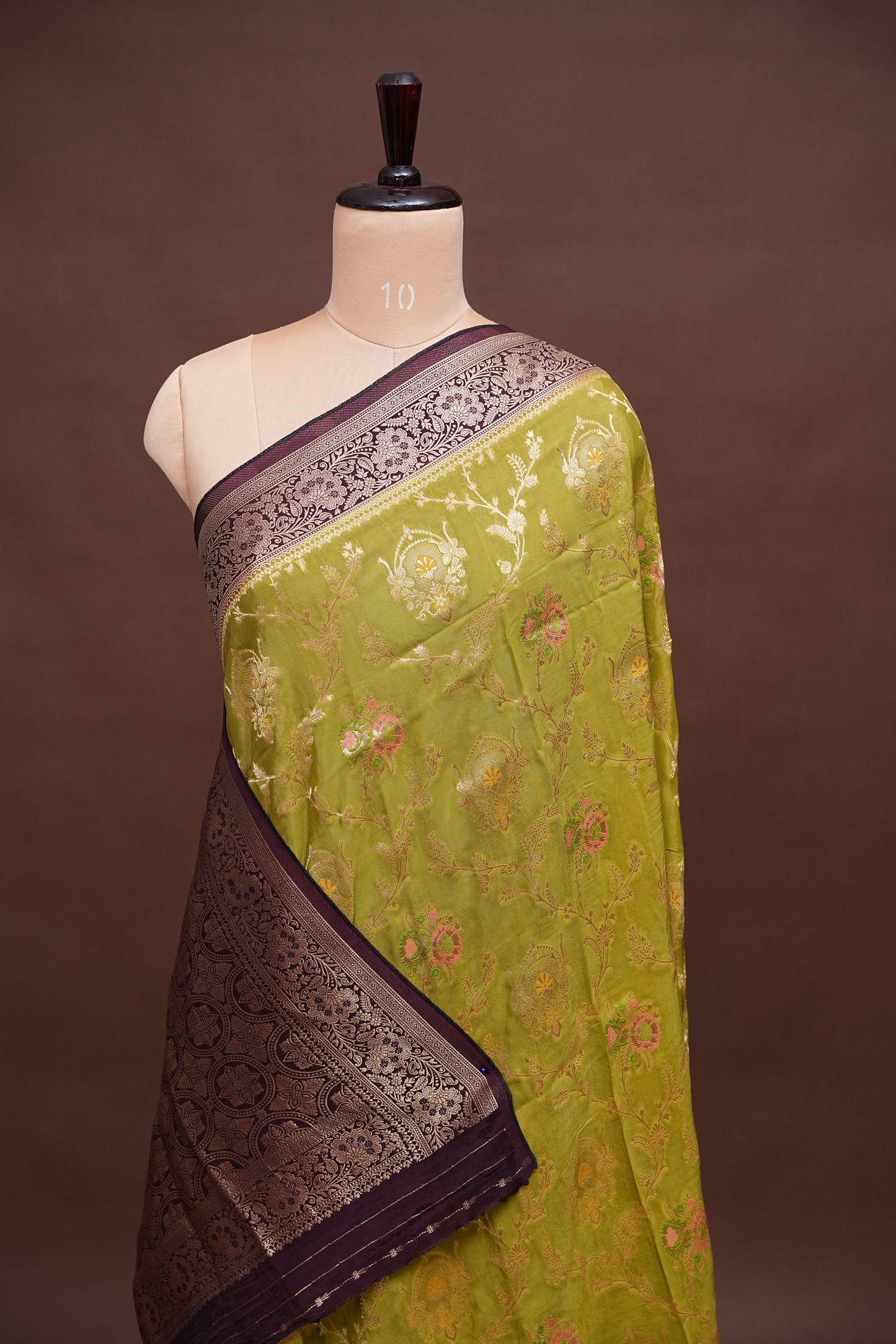 Banarasi Munga Silk Saree - Pistachio Green & Coffee