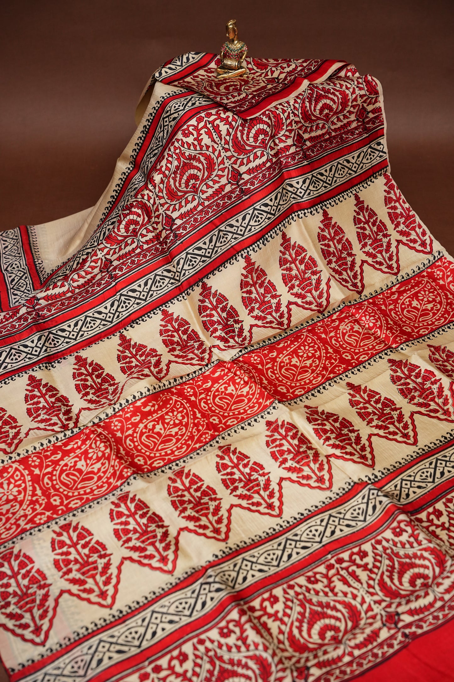 Purely Handpainted Classic On Pure Tussar Silk Saree-Beige with Red|Silk Mark Certified