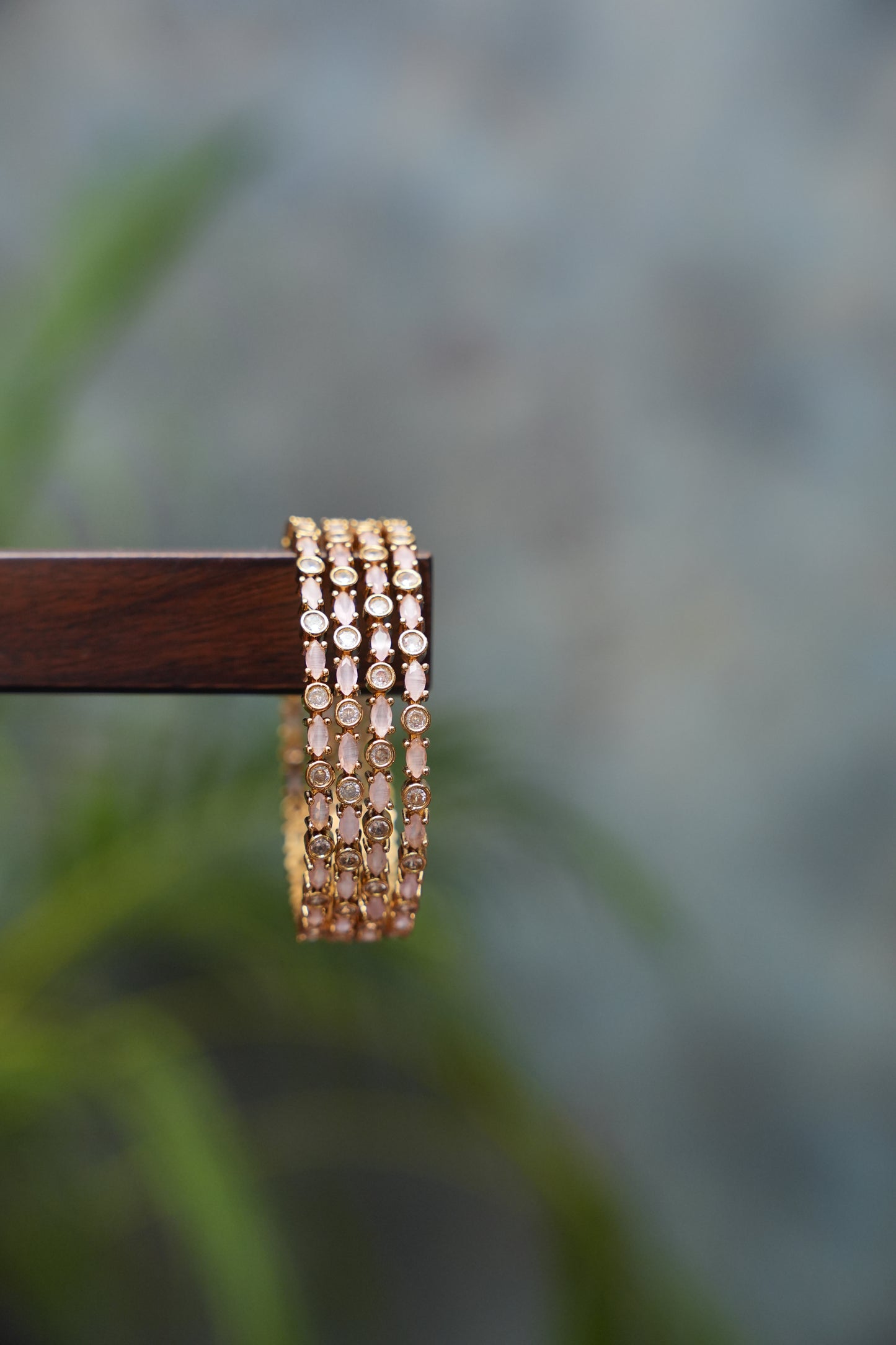 Premium Antique Gold-Plated Kundan Bangles Set – White Kundan & Blush Pink AD Stones