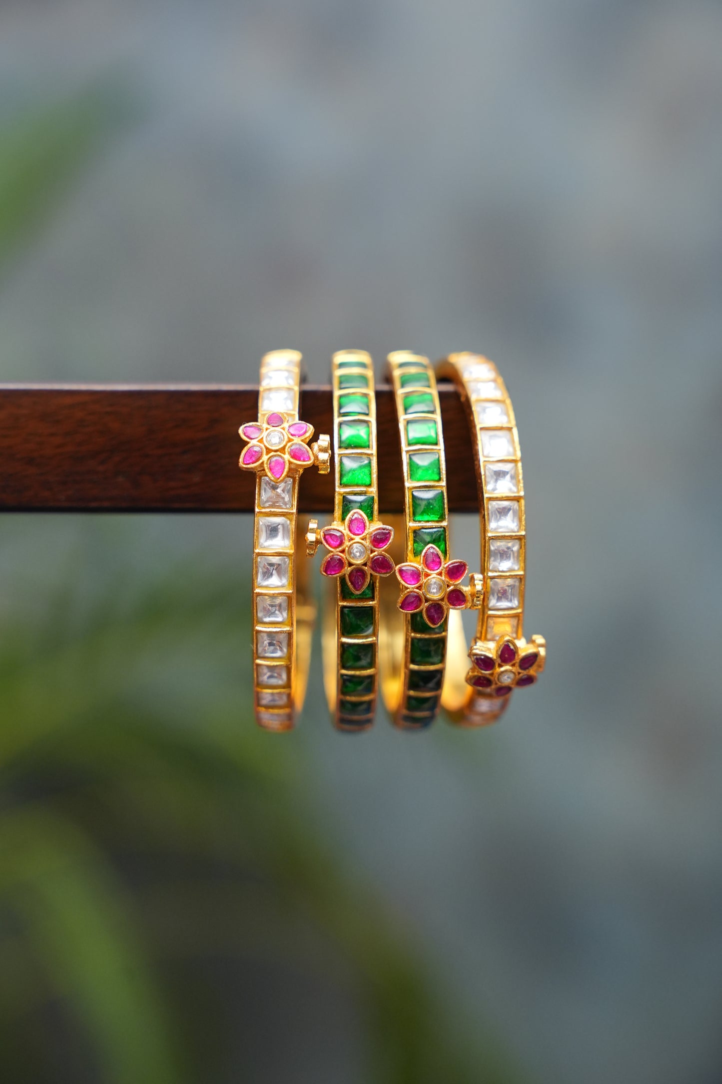 Antique Gold-Plated Kundan Bangles Premium Top Notch Heavy Quality - Set of 2