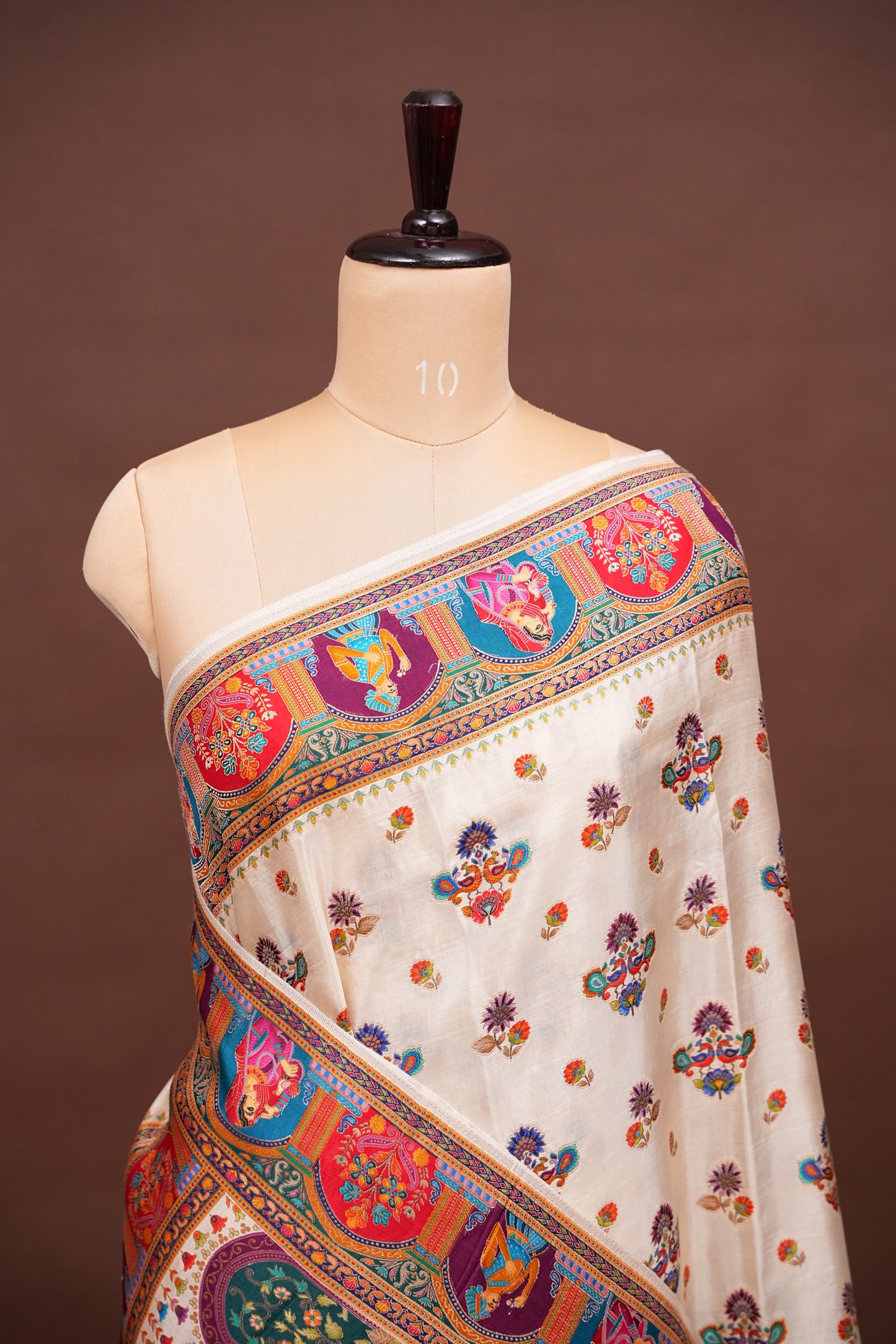 Kashmiri Pashmina Story Telling Saree - Ivory Shade