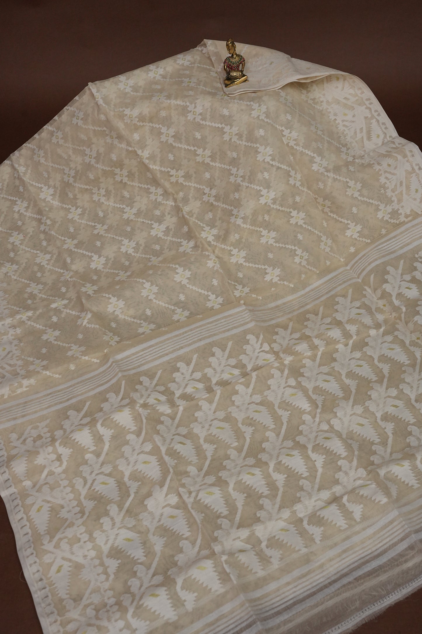 Handloom Jamdani Cotton Saree - Beige