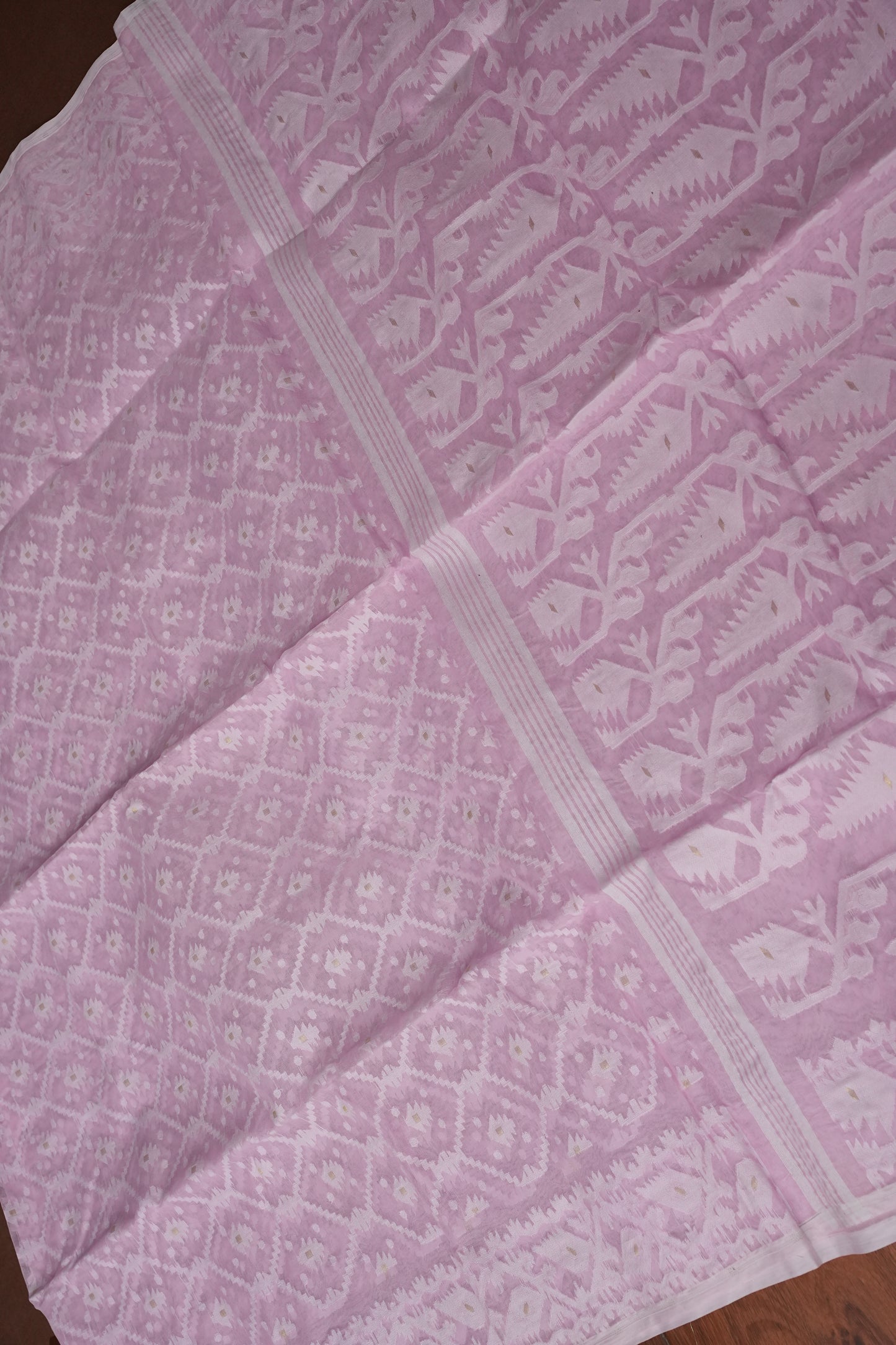 Handloom Jamdani Cotton Saree – Baby Pink