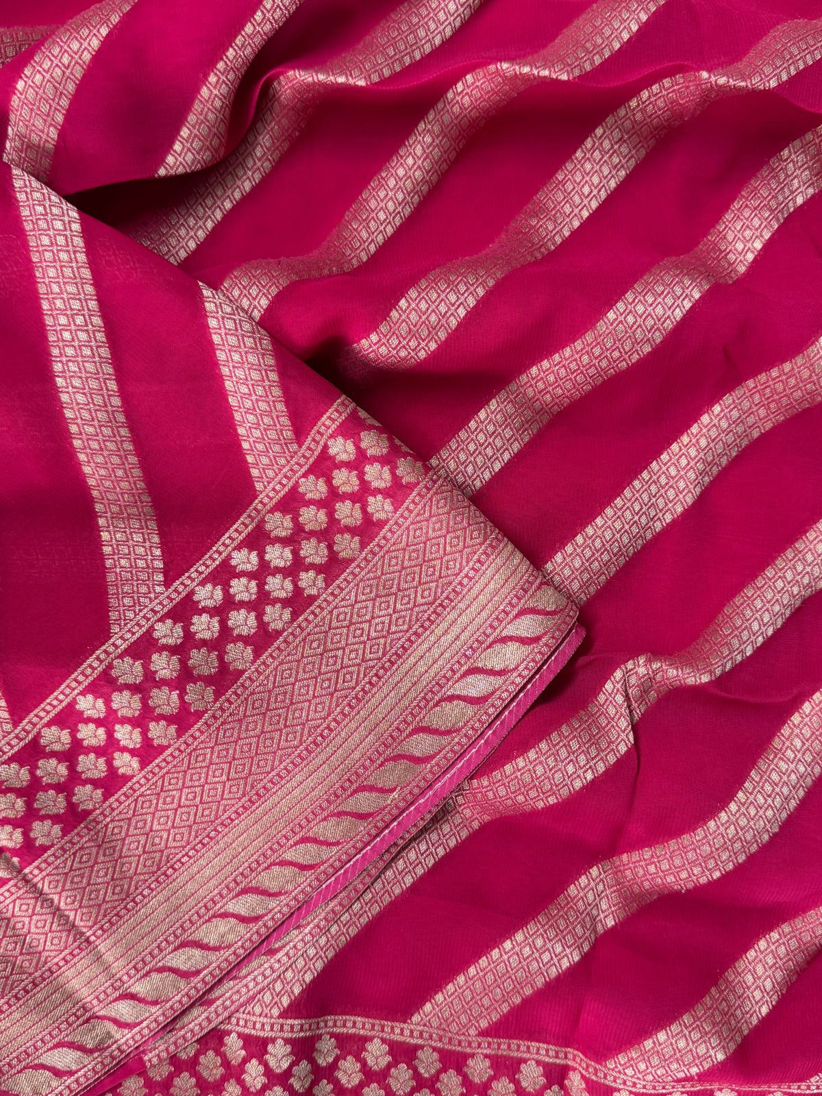 Pure Georgette Leheriya Saree – Dark Crossandra Pink with Gold Zari Weaving