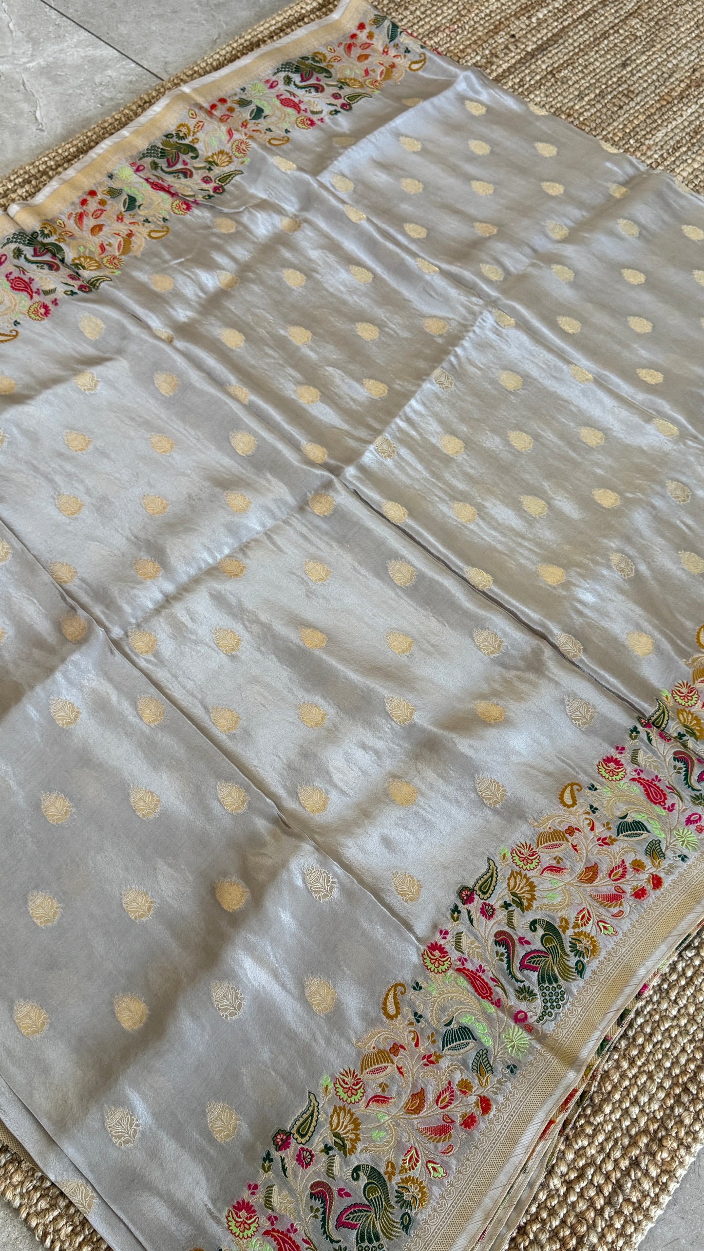 Soft Tissue Silk Saree – Light Grey