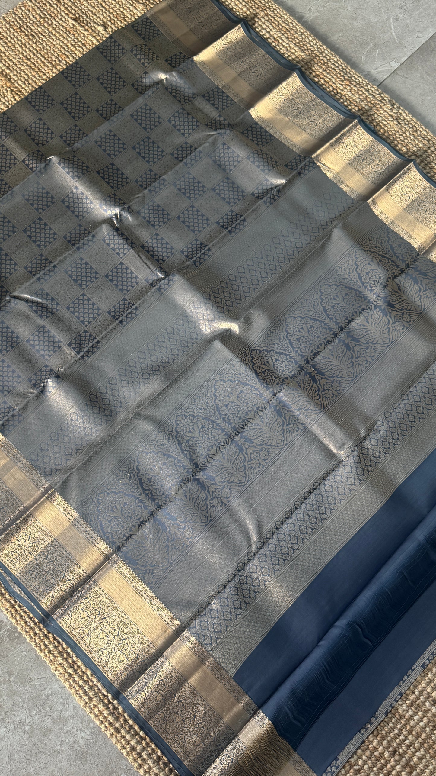 Grey Pure Kanchipuram Silk Saree | Silk Mark Certified