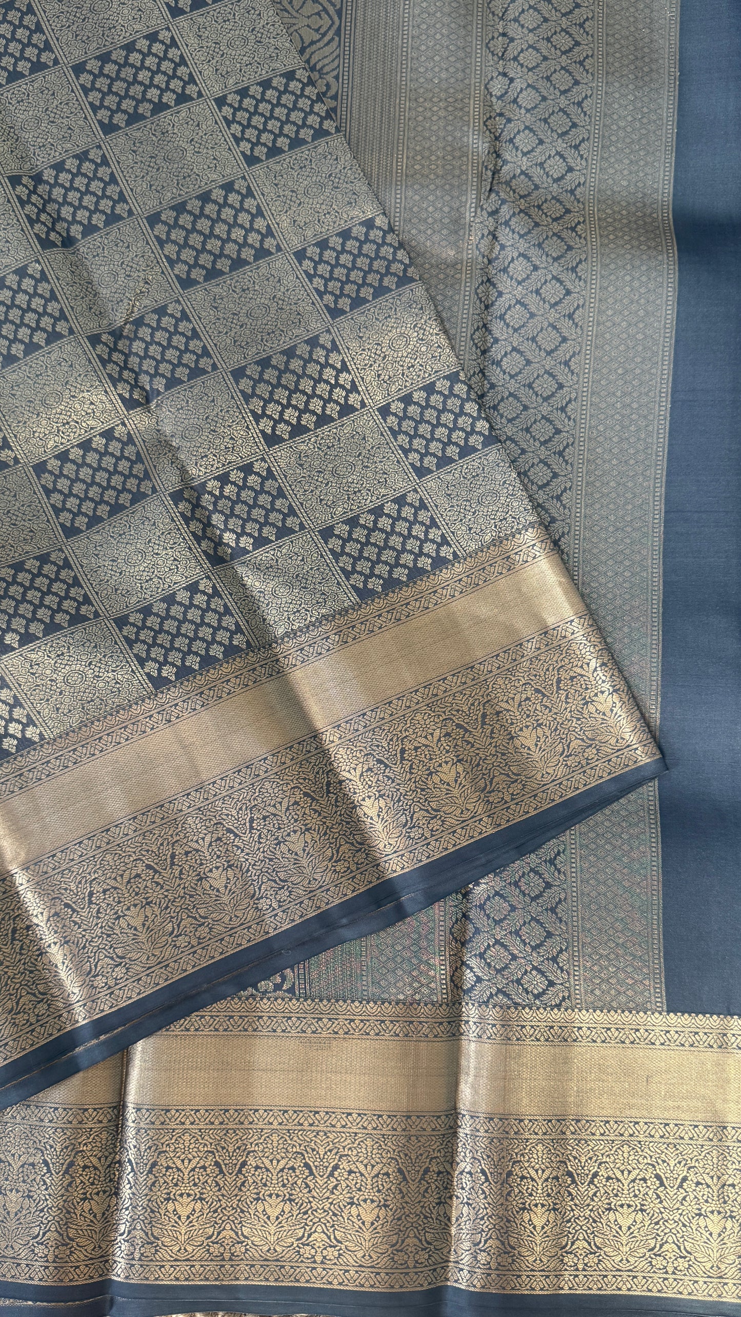 Grey Pure Kanchipuram Silk Saree | Silk Mark Certified
