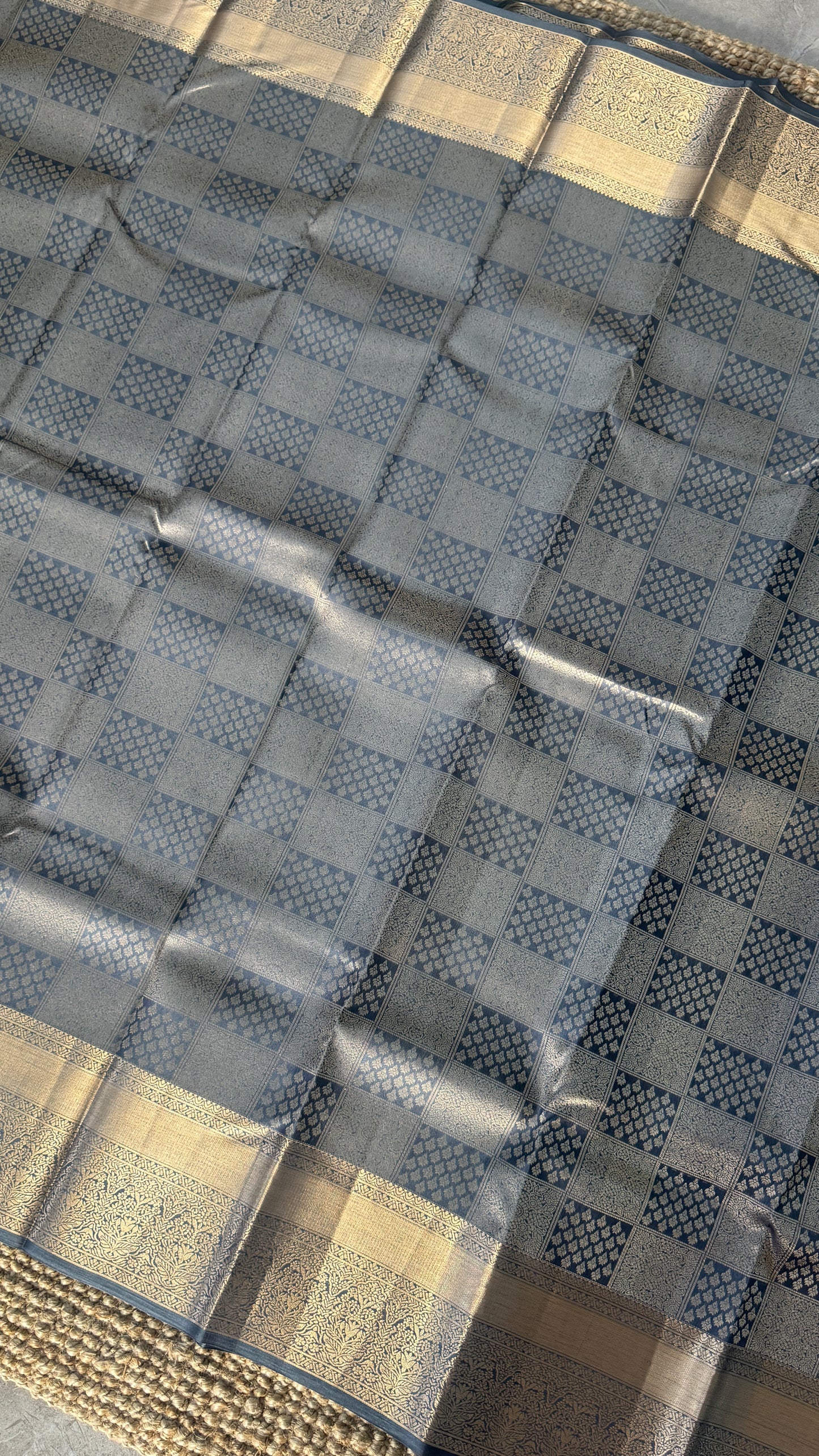Grey Pure Kanchipuram Silk Saree | Silk Mark Certified
