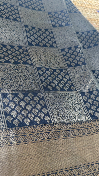 Grey Pure Kanchipuram Silk Saree | Silk Mark Certified