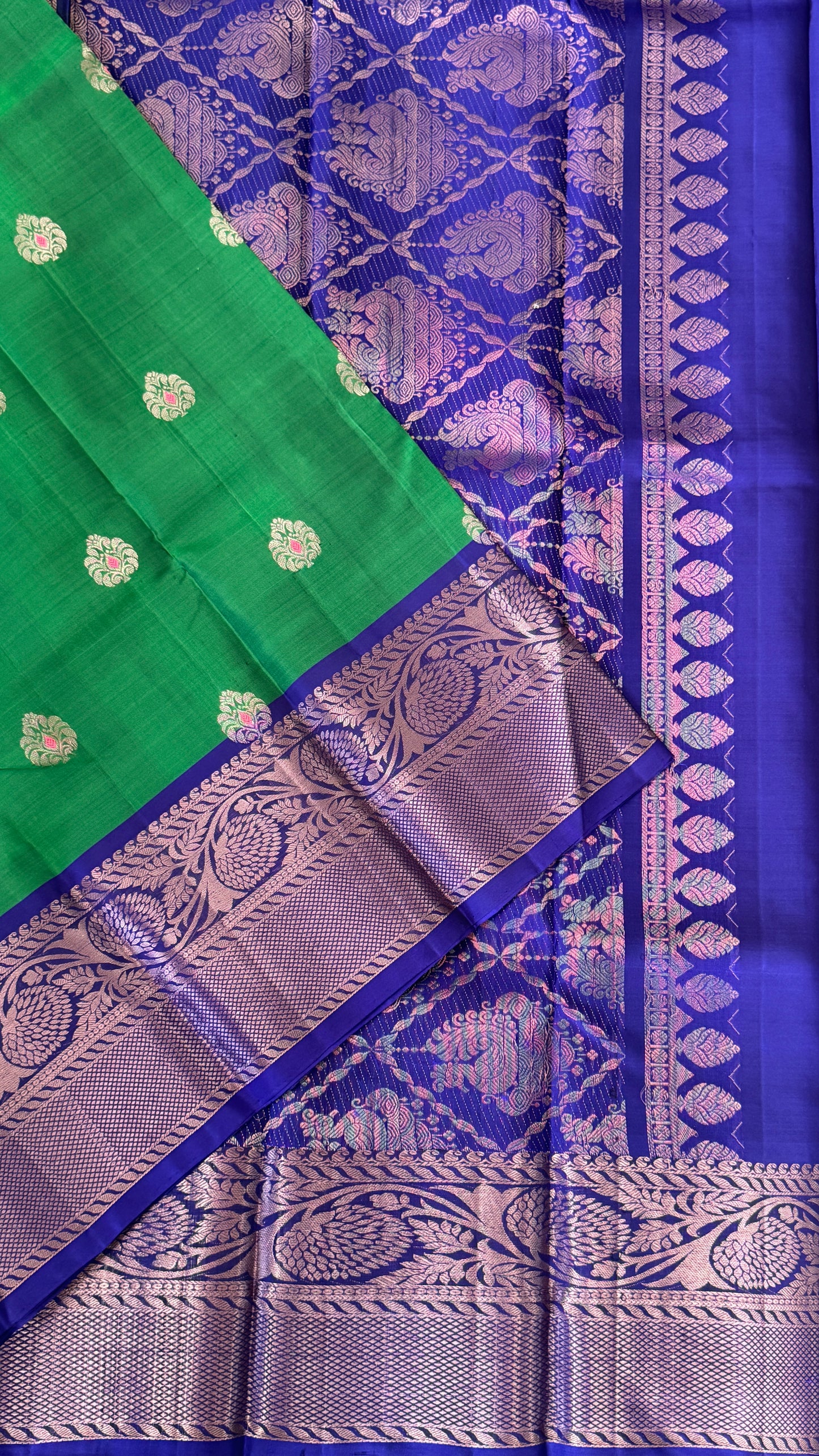 Green Pure Kanchipuram Silk Saree with Royal Blue Contrast | Silk Mark Certified