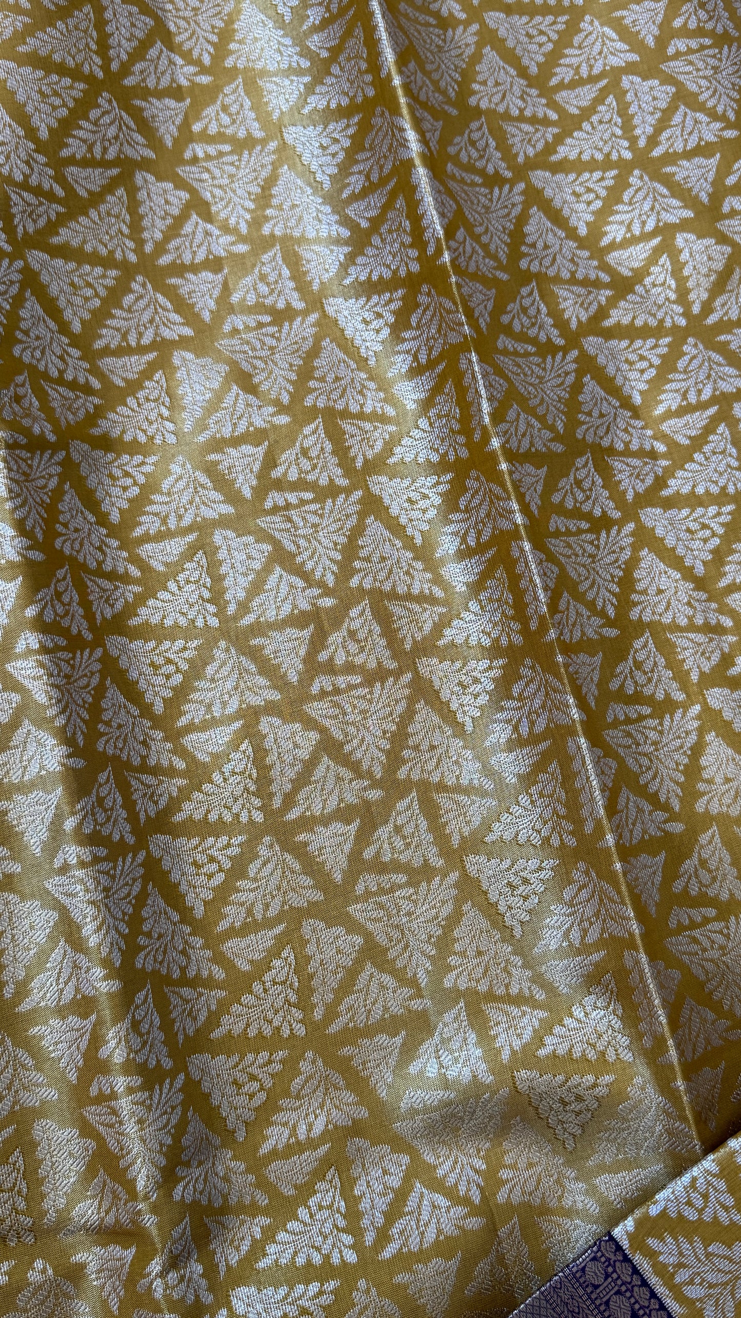 Semi Silk Handloom Saree – Light Gold and Purple