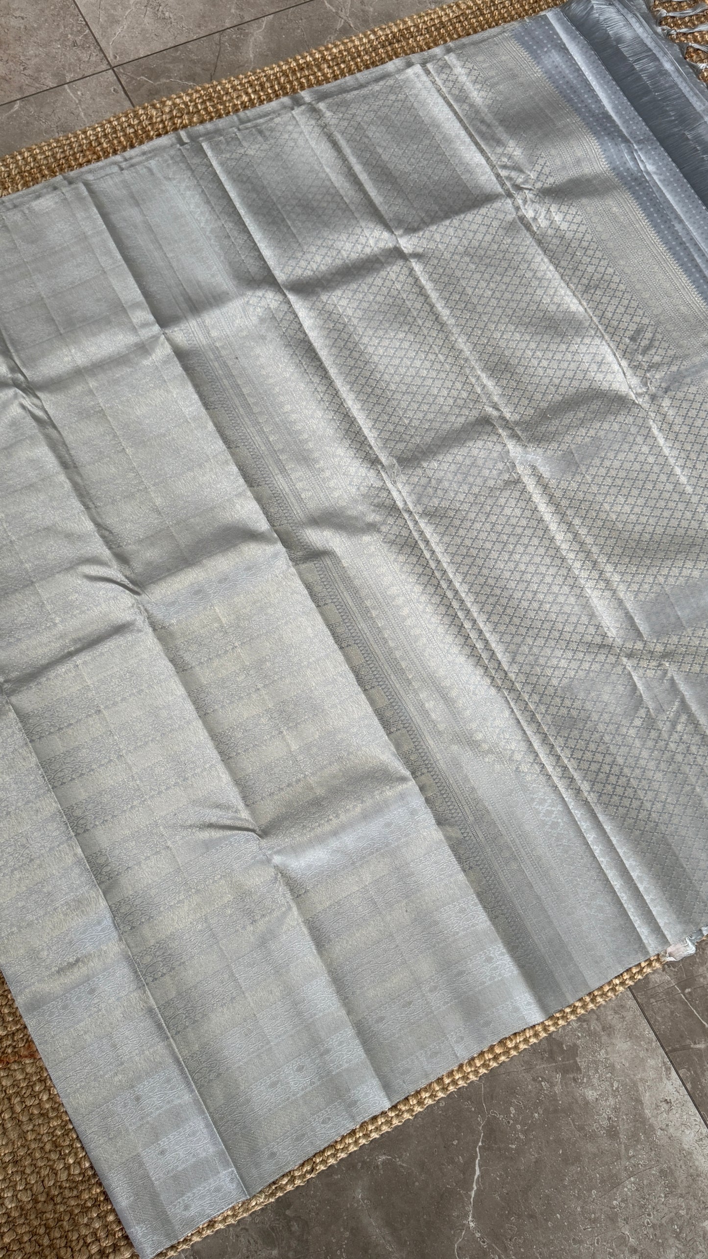 Pure Kanchivaram Silk Saree – Silver Grey