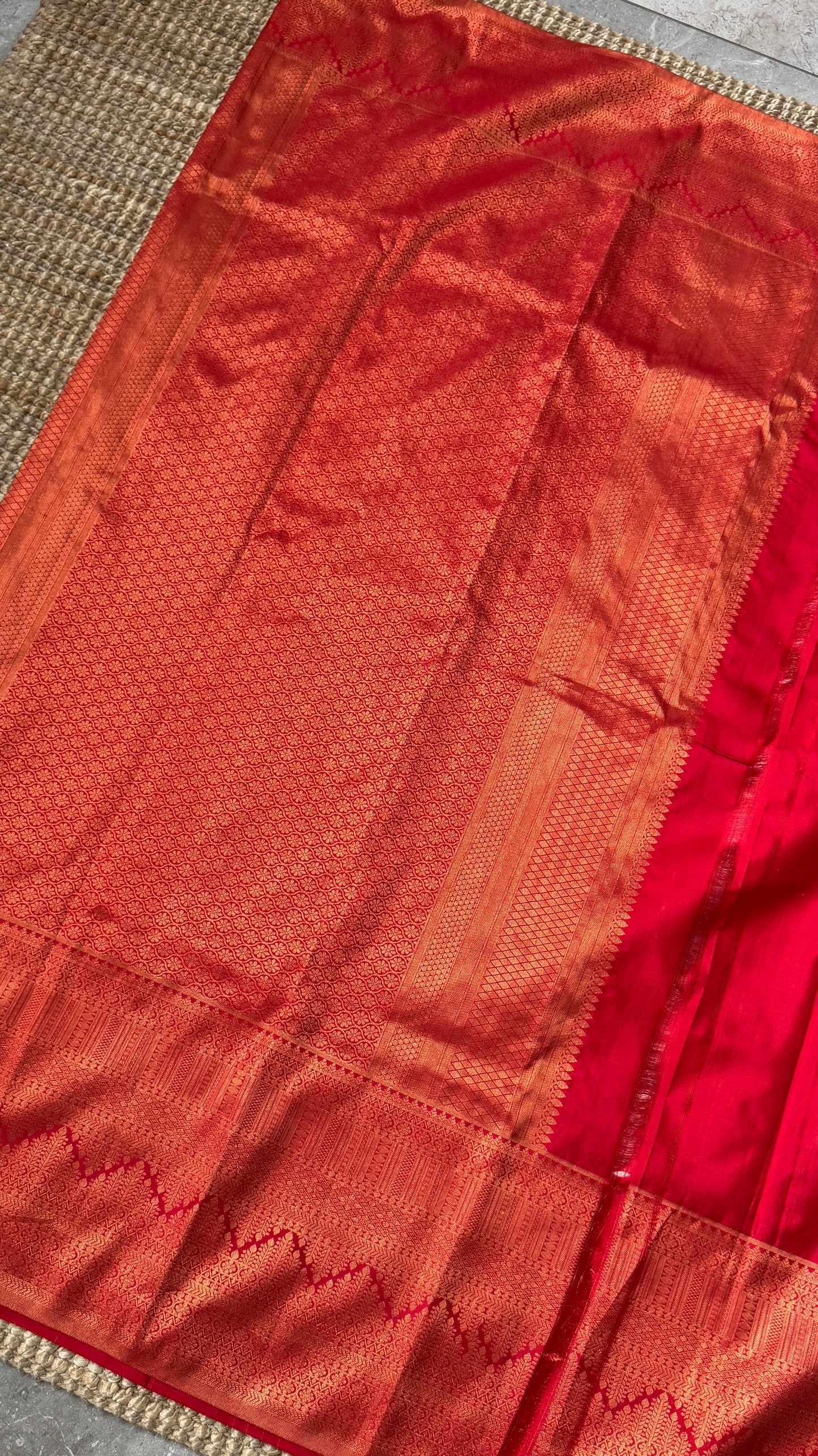 White & Deep Red Bridal Pure Kanchipuram Silk Saree | Silk Mark Certified