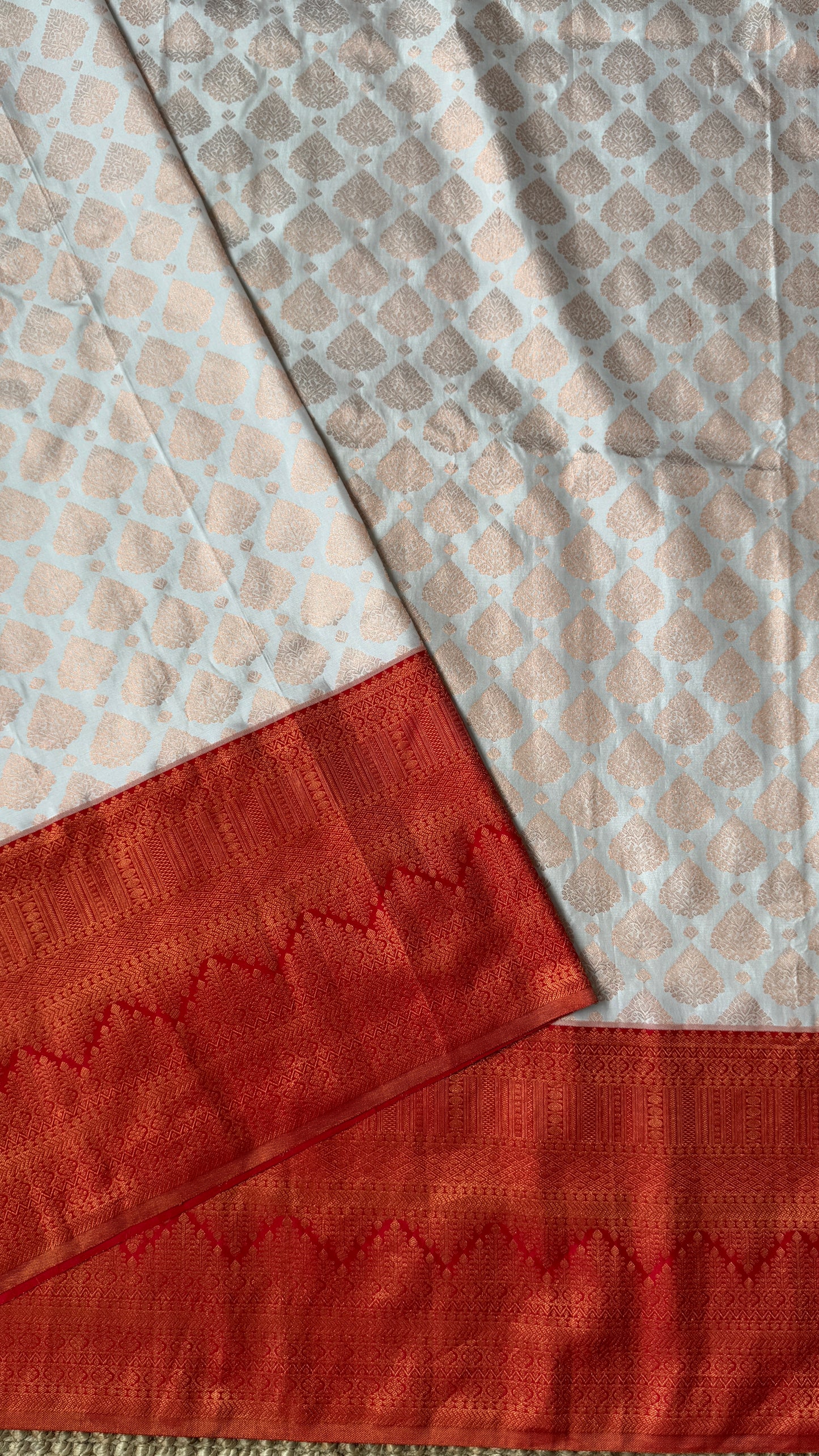 White & Deep Red Bridal Pure Kanchipuram Silk Saree | Silk Mark Certified
