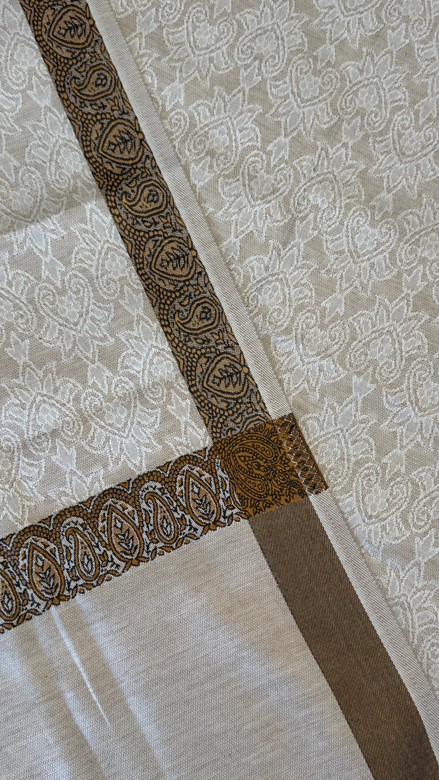 Shawls - Beige