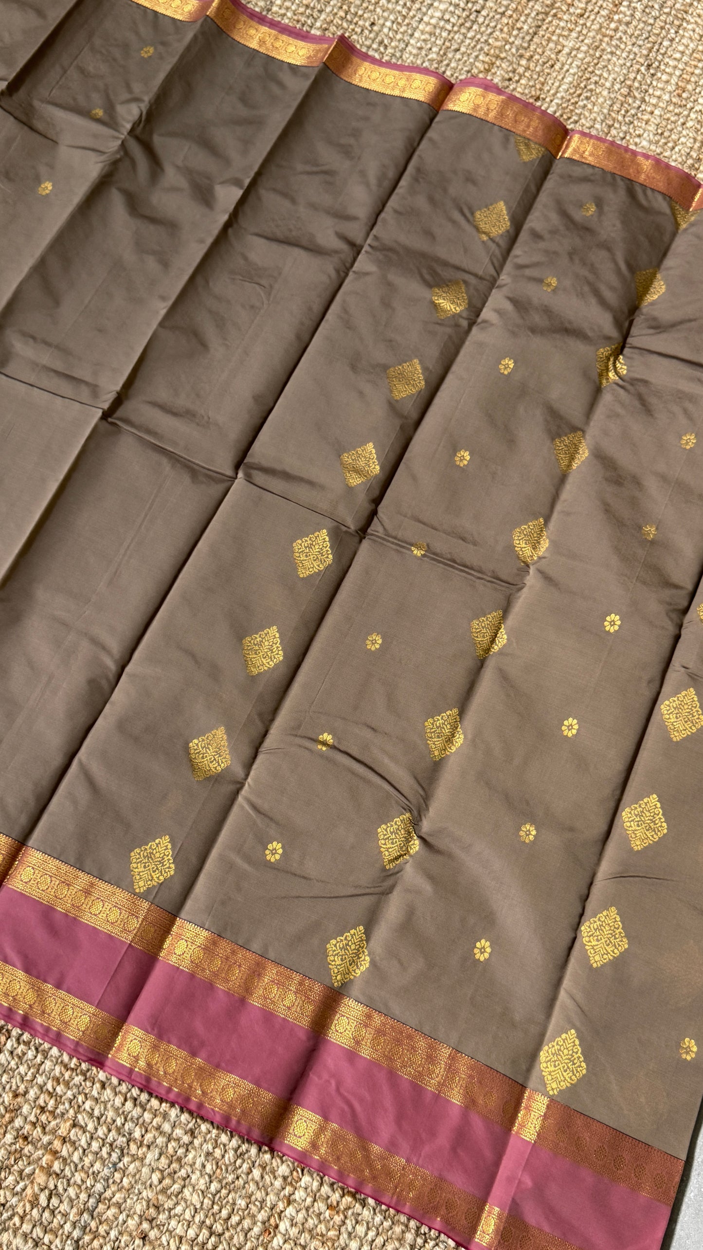 Semi Soft Silk Saree – Grey Body with Pink RettaPetta  Border