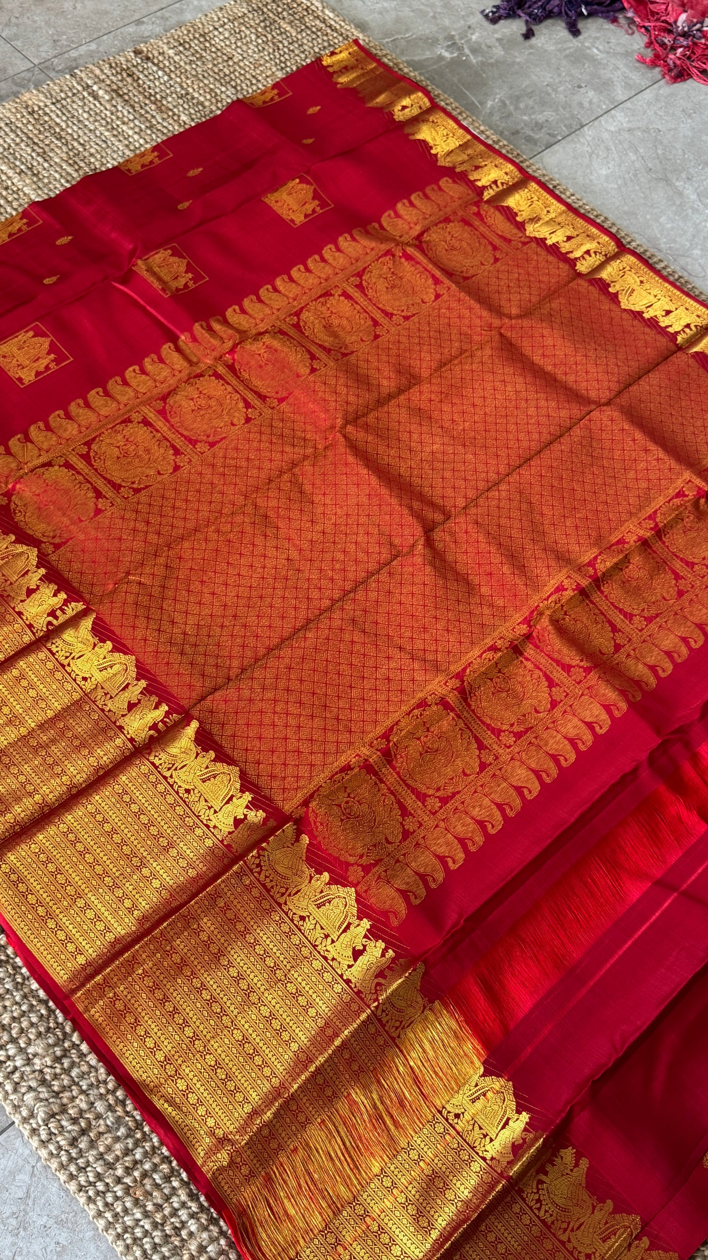Bridal KANJIVARAM PURE SILK HANDLOOM SAREE in DEEP Red