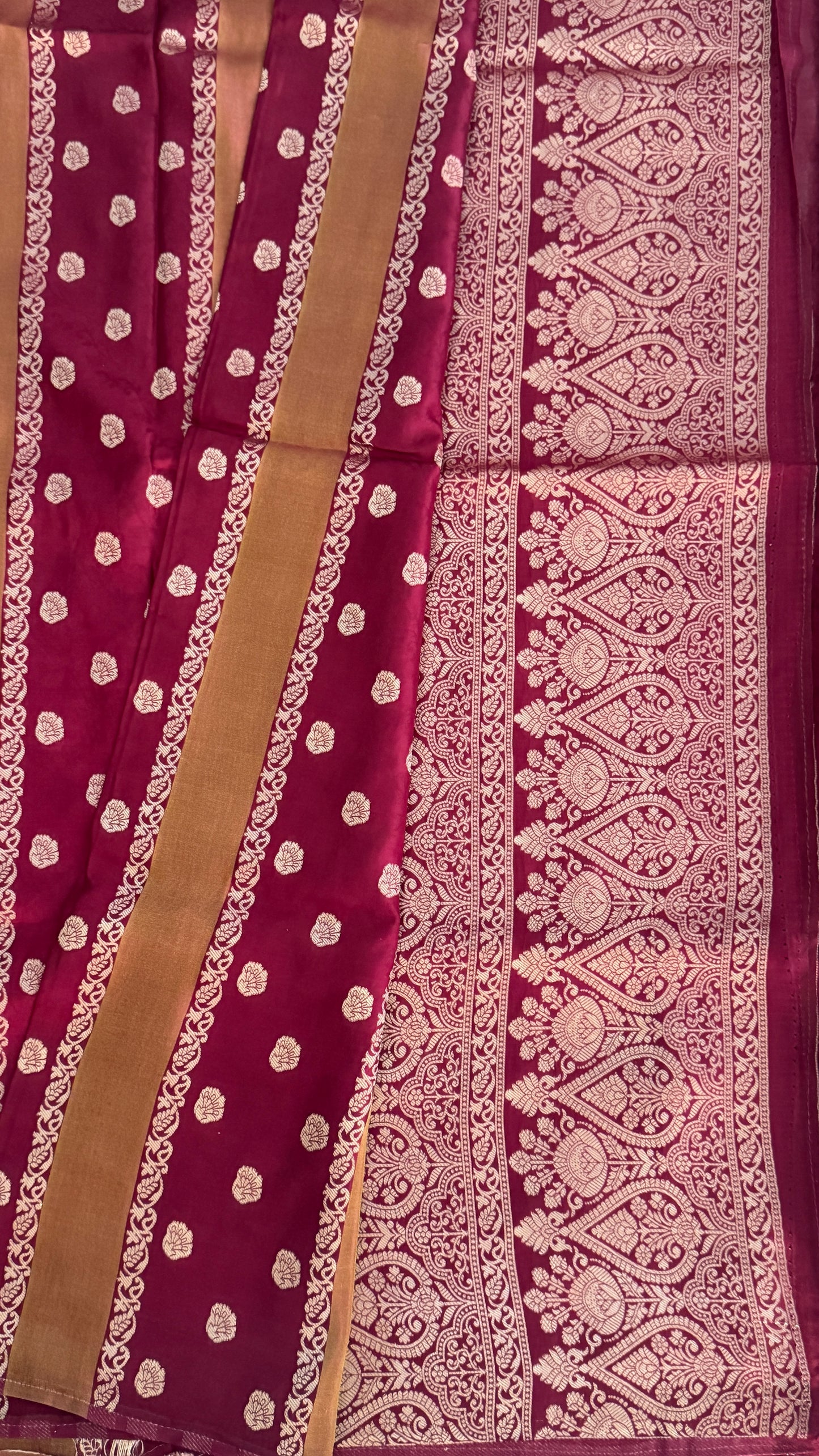 Soft Tissue Silk Saree – Elegant Wine with Intricate Zari Weaving