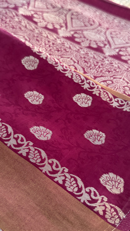 Soft Tissue Silk Saree – Elegant Wine with Intricate Zari Weaving